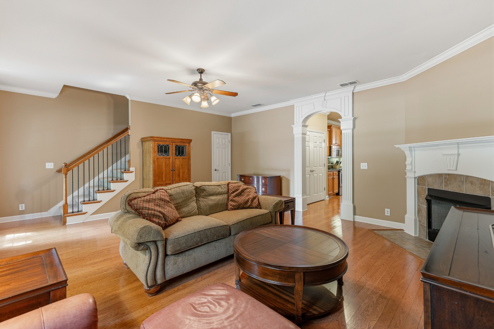2150 Cason Ln Property Photo 3