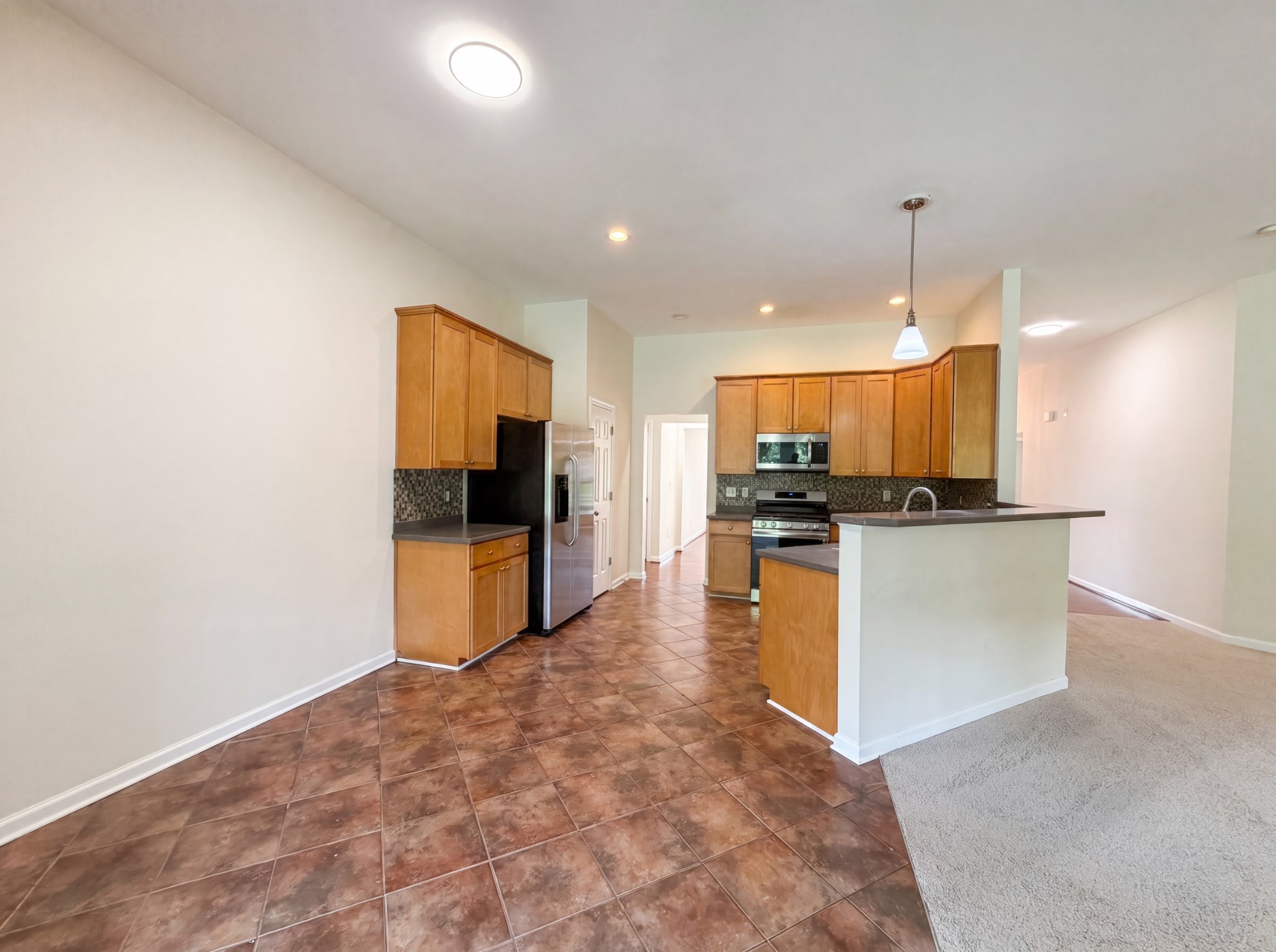 1027 Countess Ln Property Photo 11