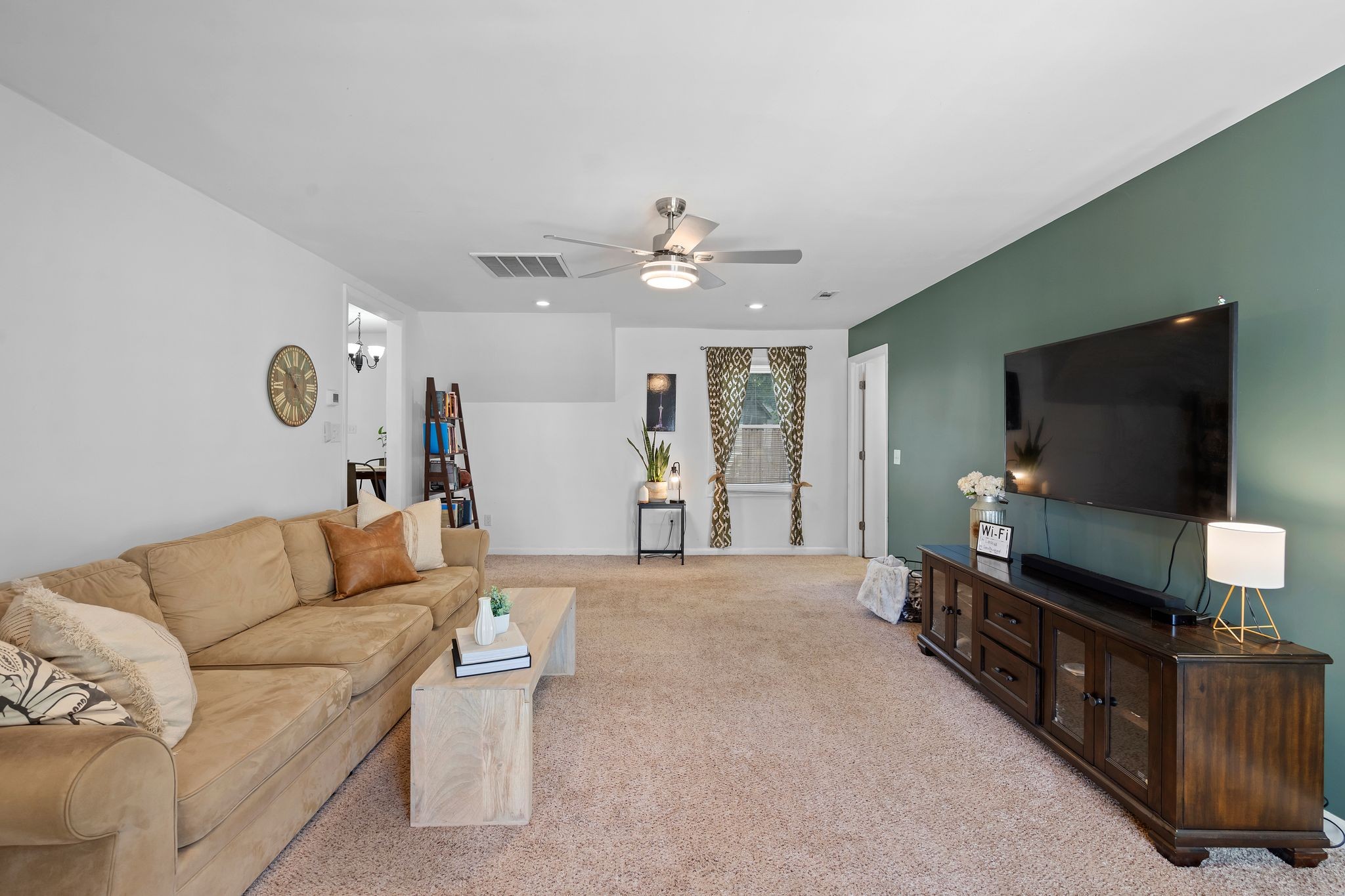 105 Billy Robb St Property Photo 21