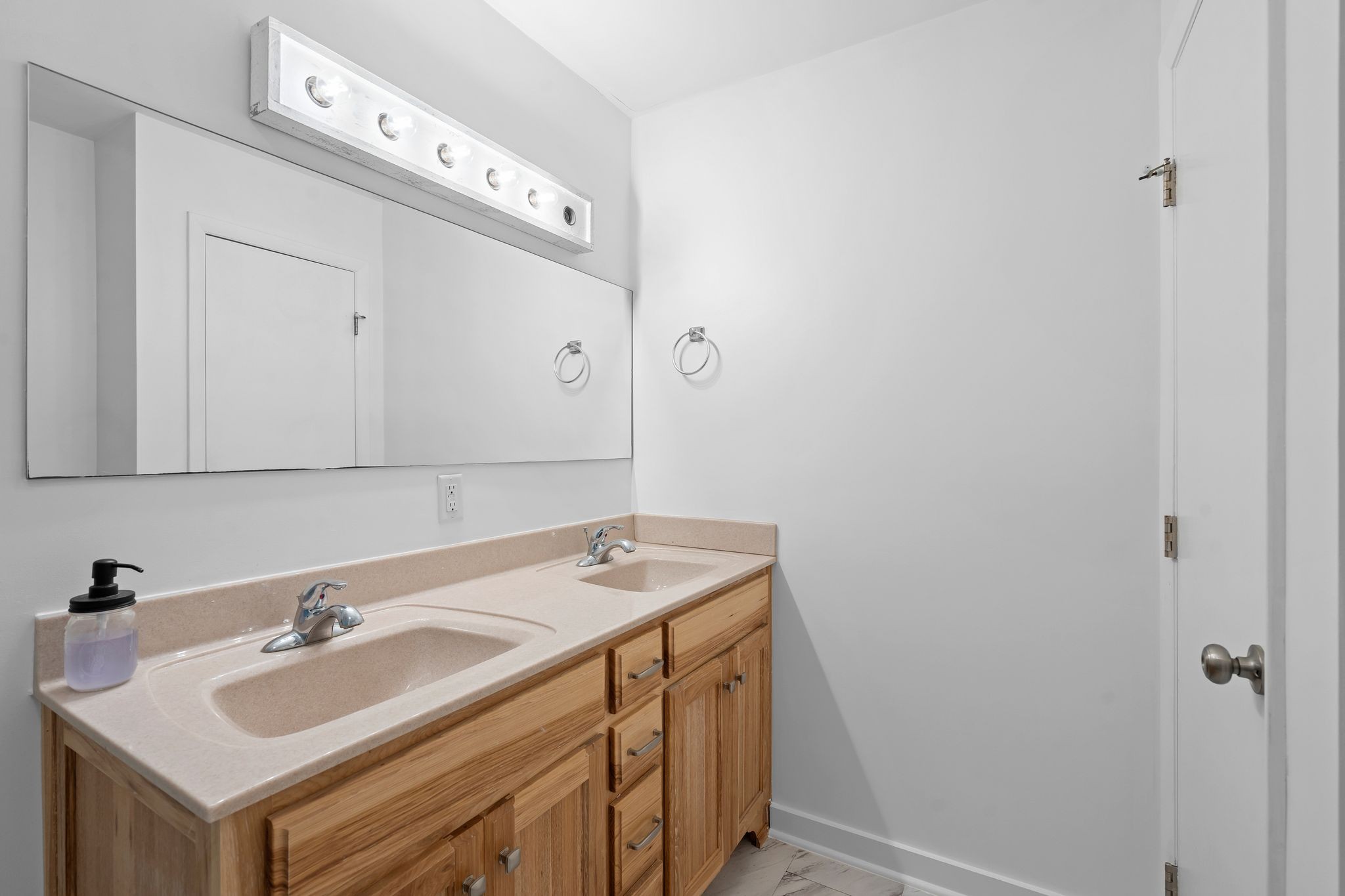 105 Billy Robb St Property Photo 29