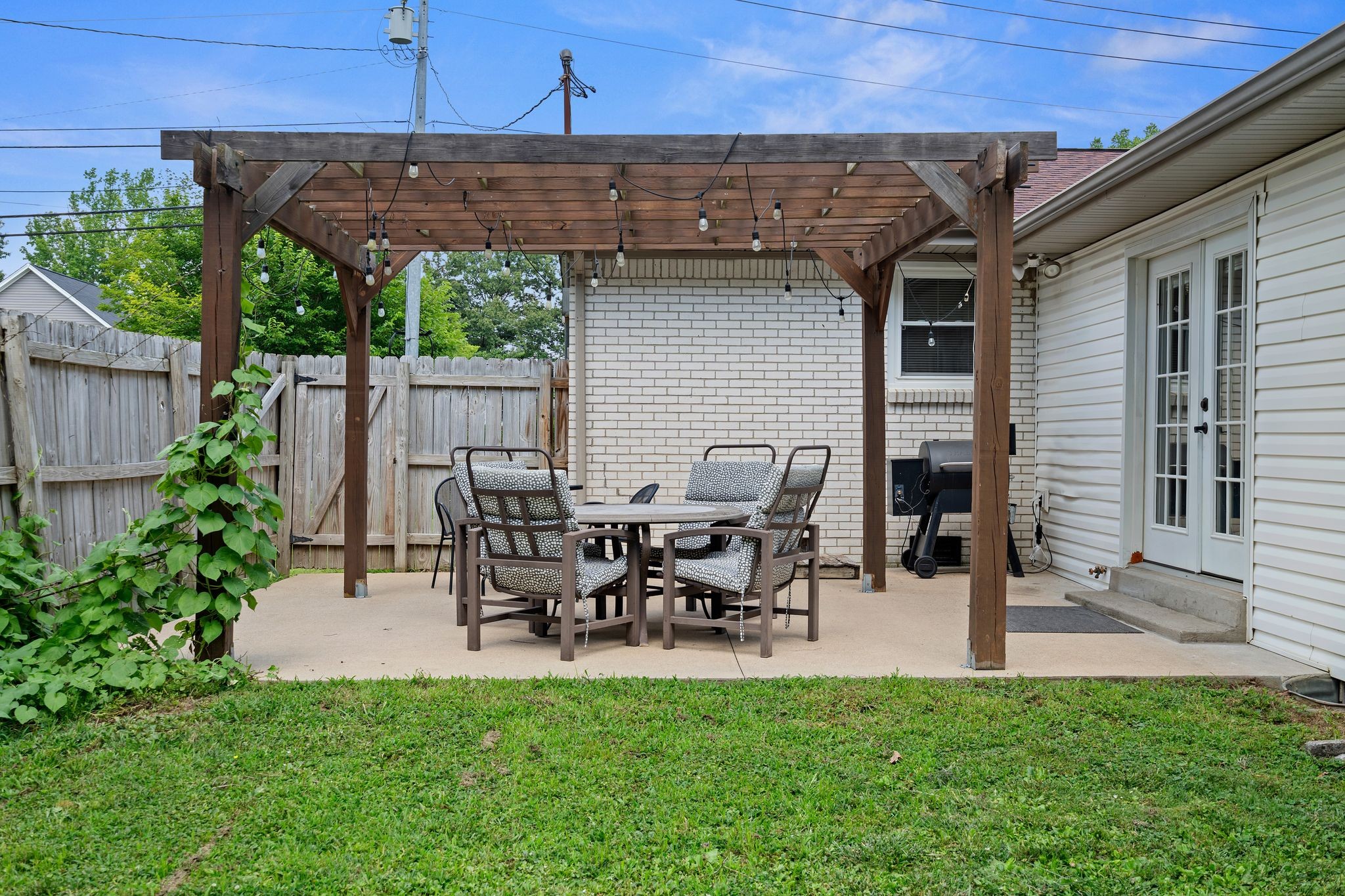 105 Billy Robb St Property Photo 36