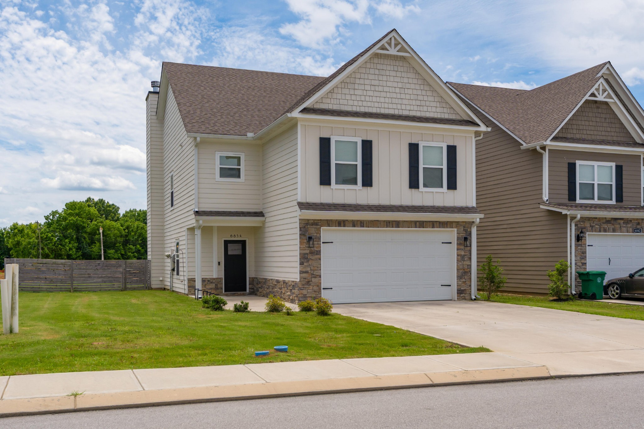 6854 Dharma Loop Property Photo 1