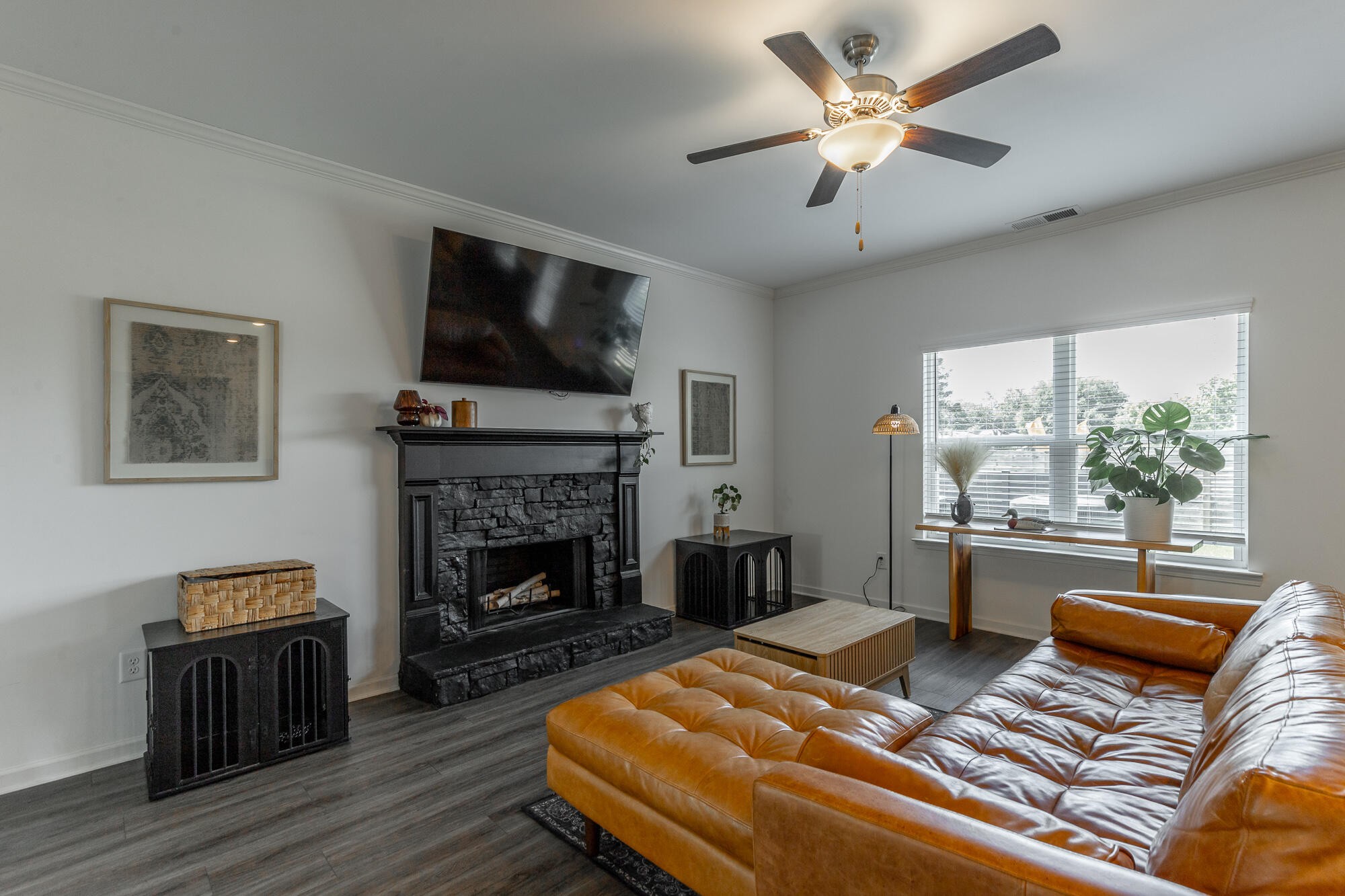 6854 Dharma Loop Property Photo 11