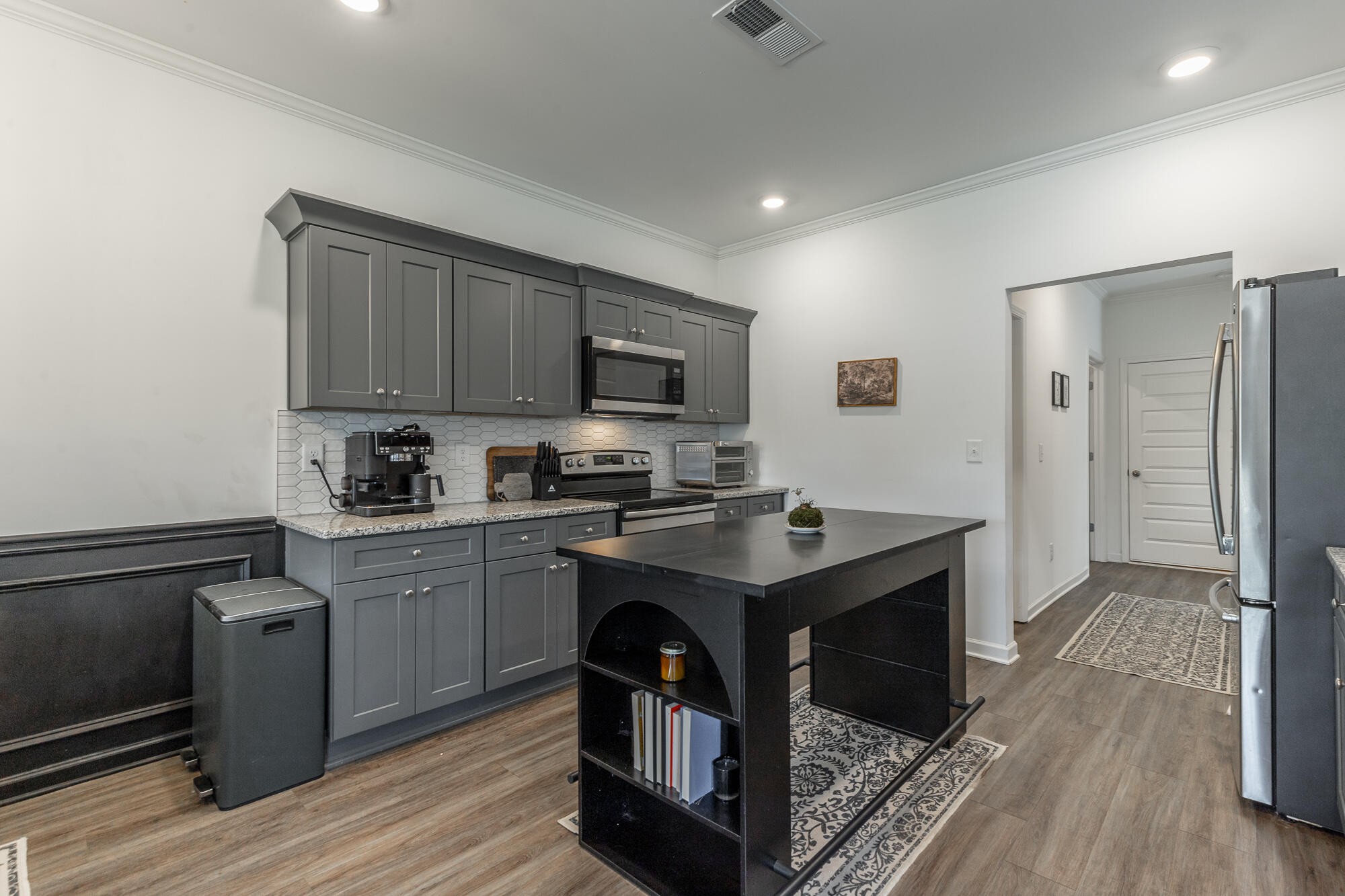 6854 Dharma Loop Property Photo 19