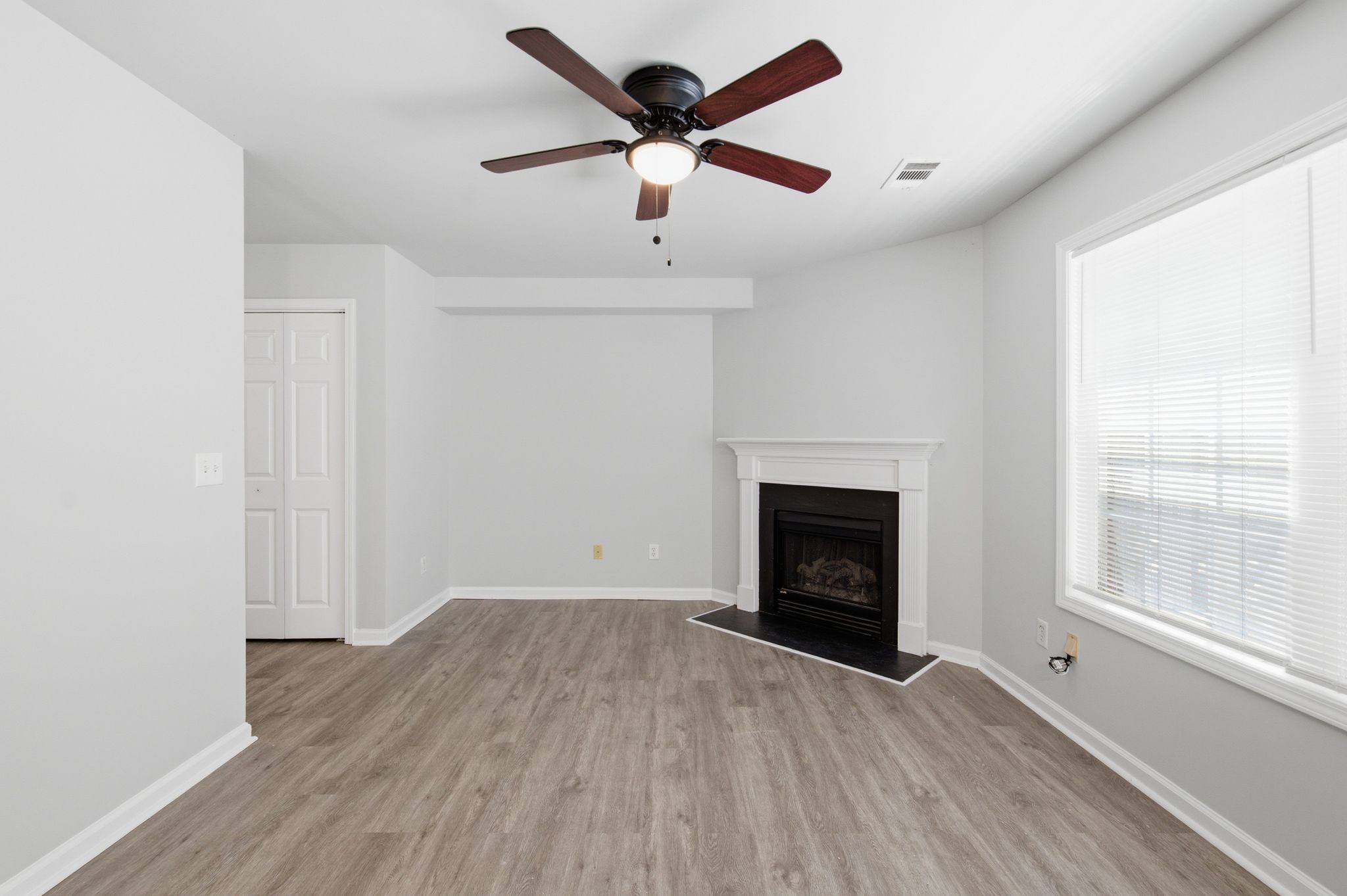 1153 Nashboro Blvd Property Photo 1