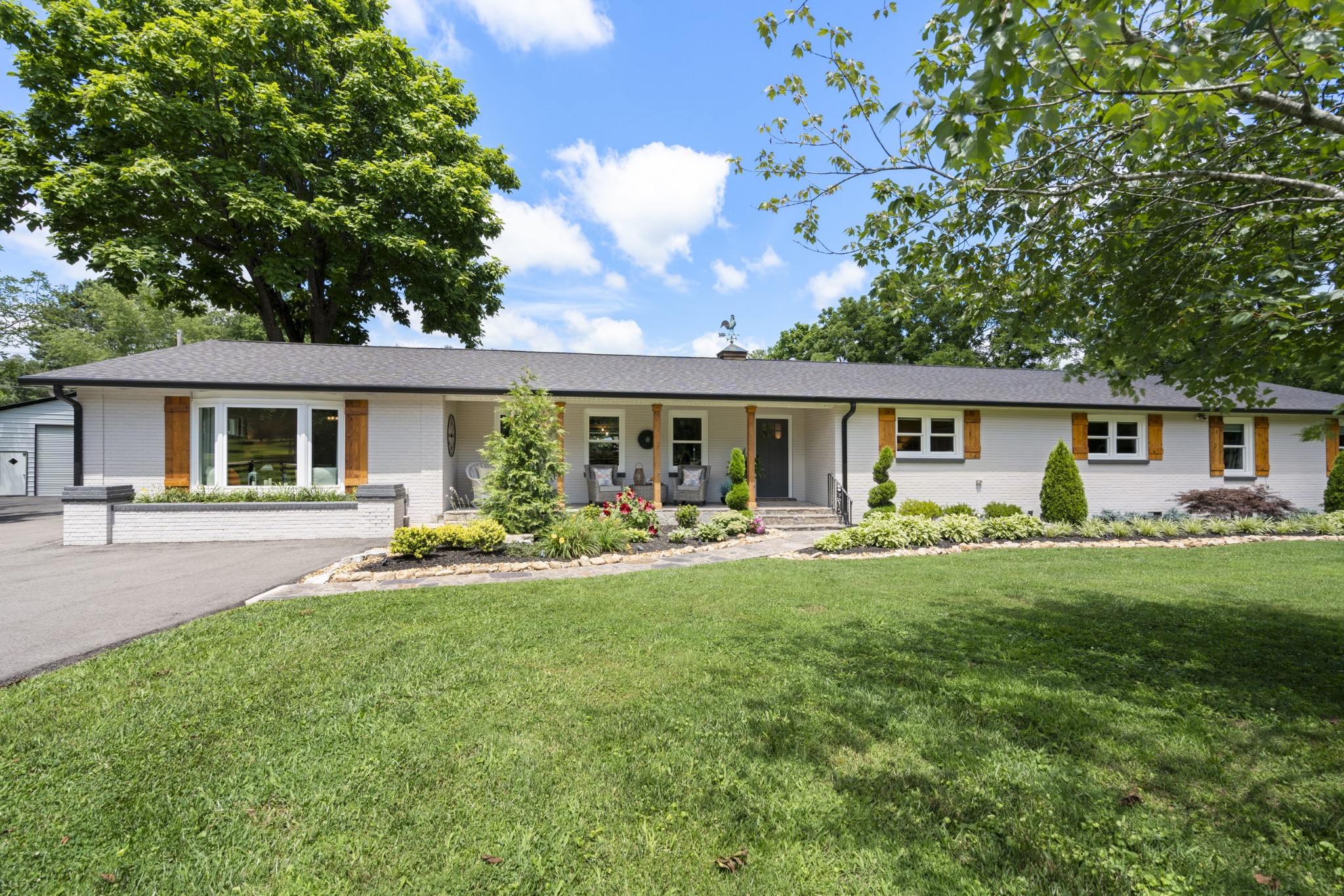 904 Highway 48, S Property Photo 1