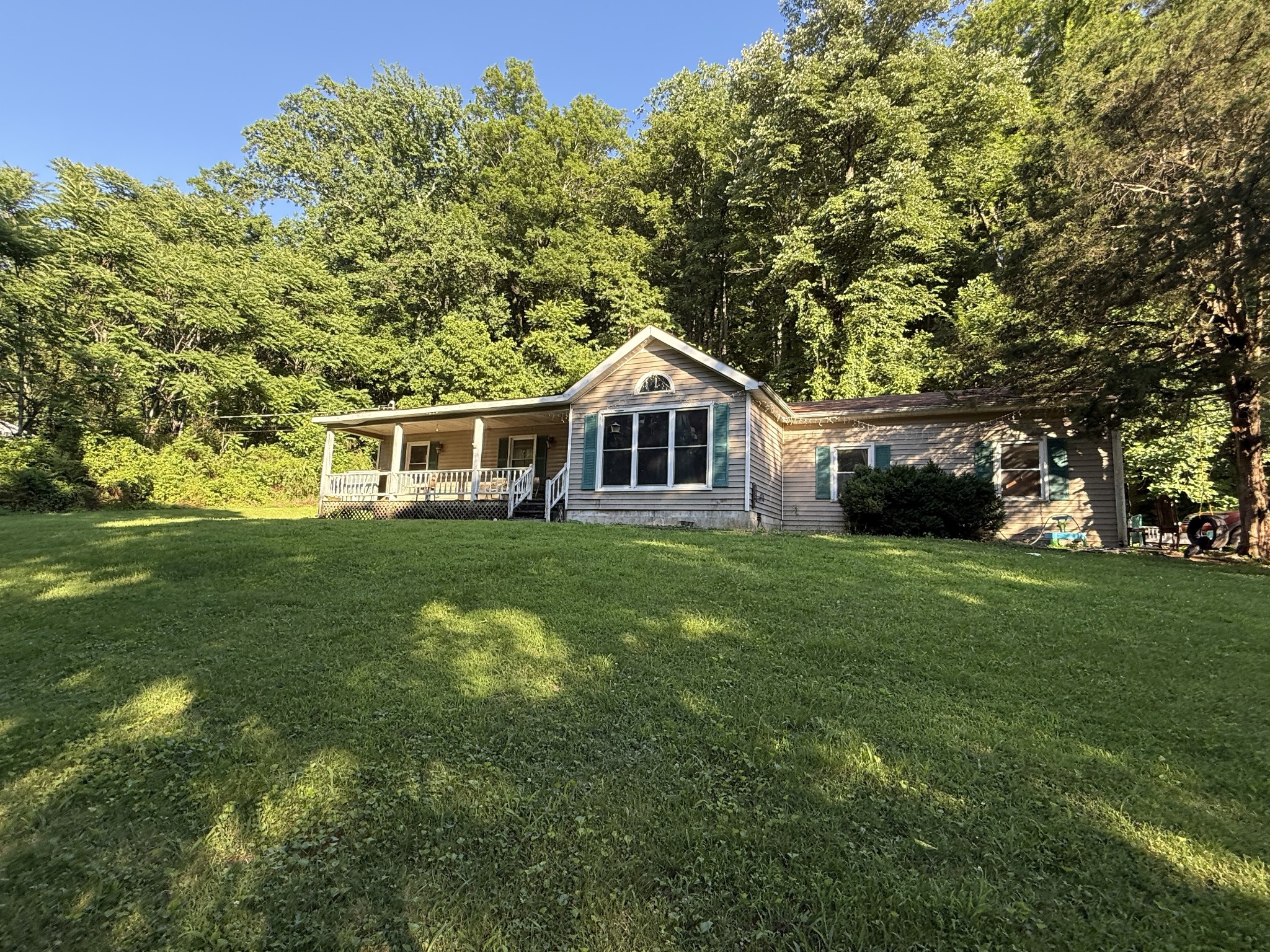 175 Angus Watts Rd Property Photo 1