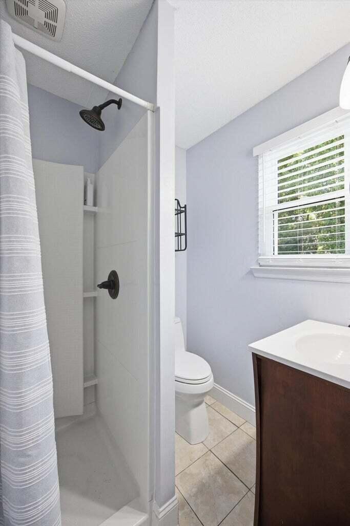 36 Crest Circle Property Photo 7