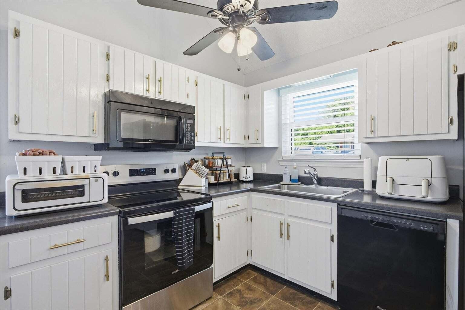 36 Crest Circle Property Photo 12