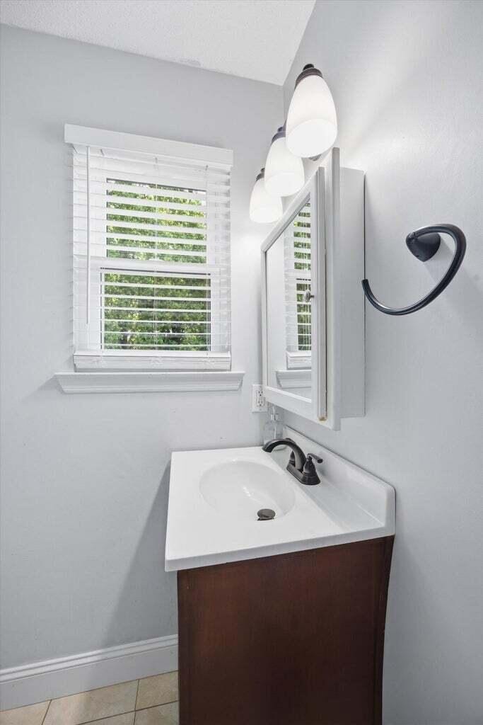 36 Crest Circle Property Photo 13