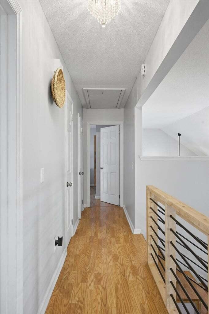 36 Crest Circle Property Photo 18