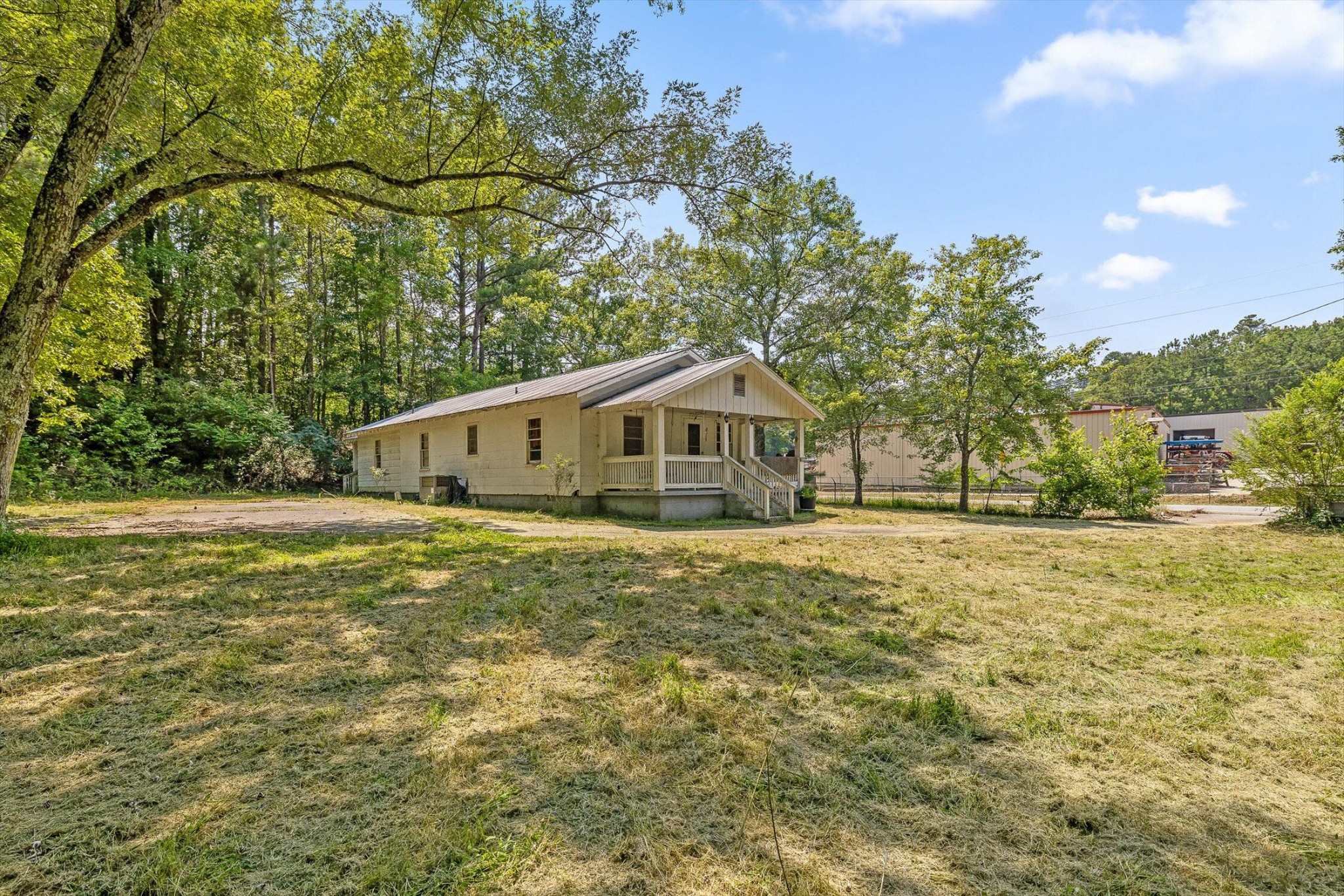 2727 Old Tilton Road Property Photo 2