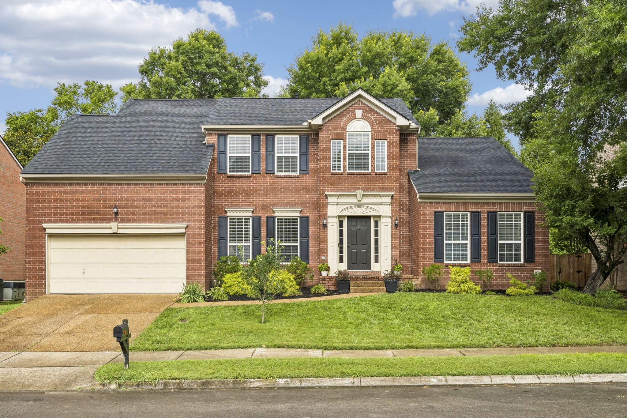 223 Lighthouse Ter