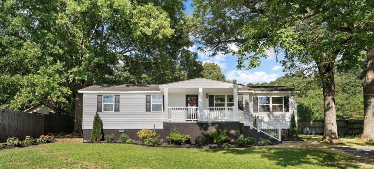 90 Whitman Street Property Photo 1