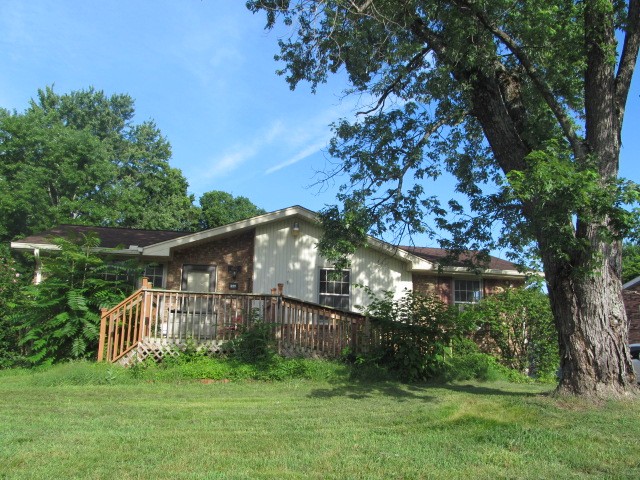 315 Matterhorn Dr Property Photo 1