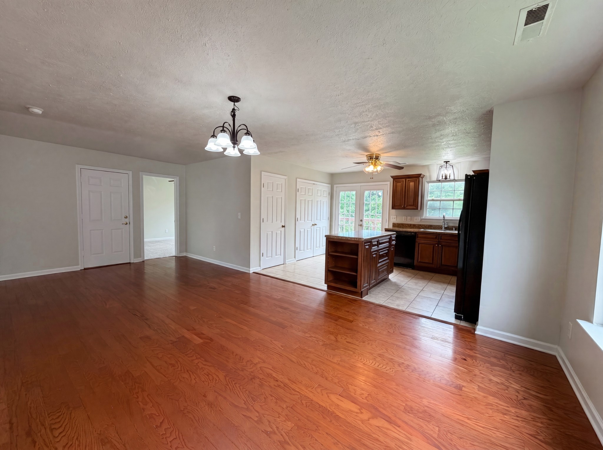 436 Scotts Creek Trl Property Photo 5