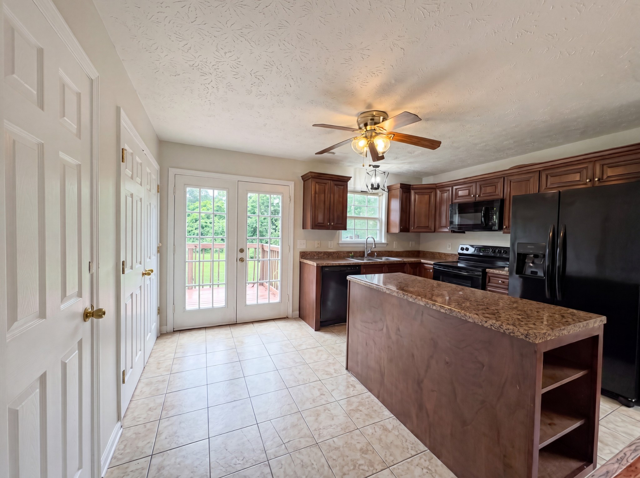 436 Scotts Creek Trl Property Photo 7
