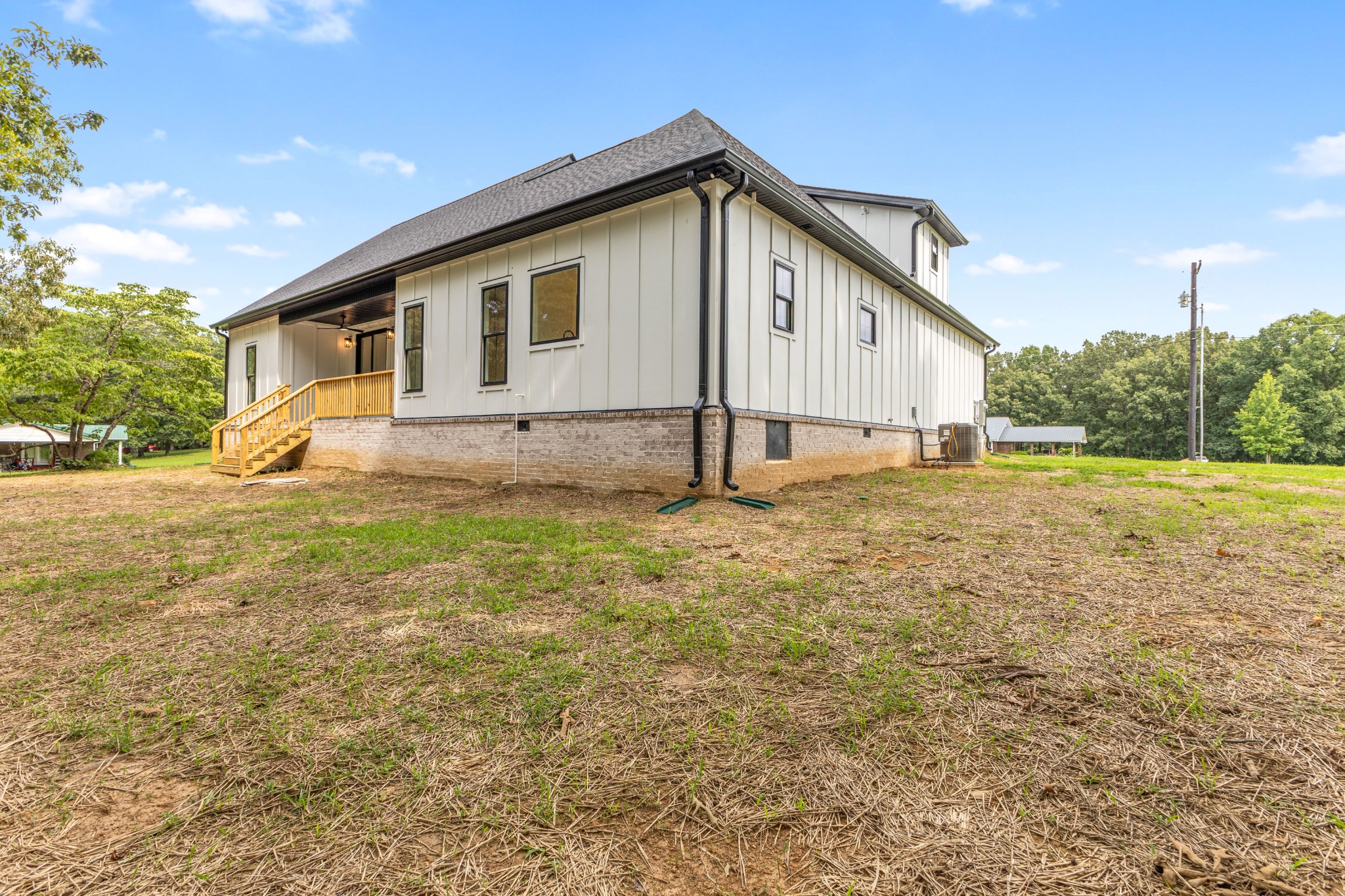 1064 Mulberry Street Property Photo 5