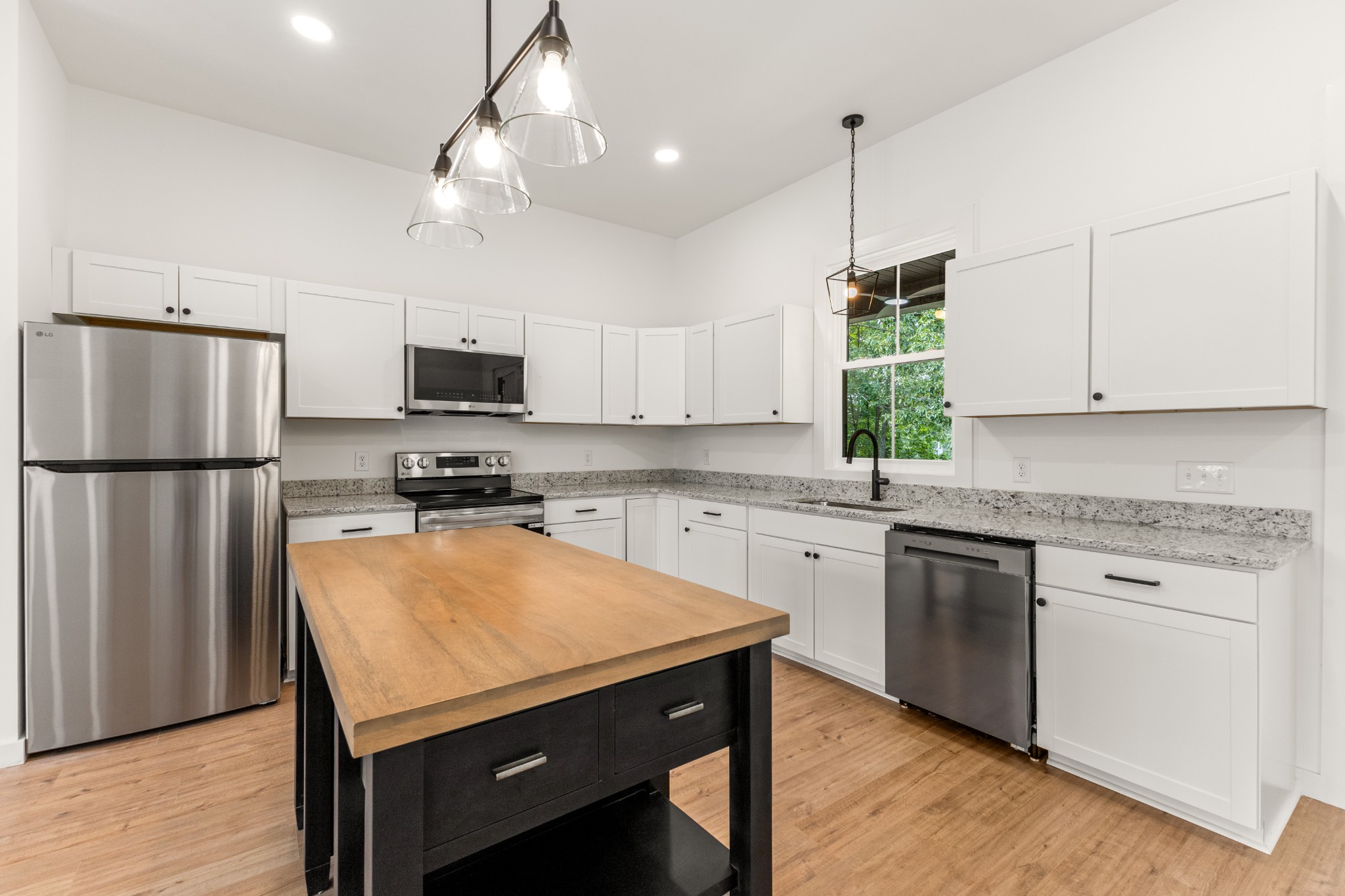 1064 Mulberry Street Property Photo 19