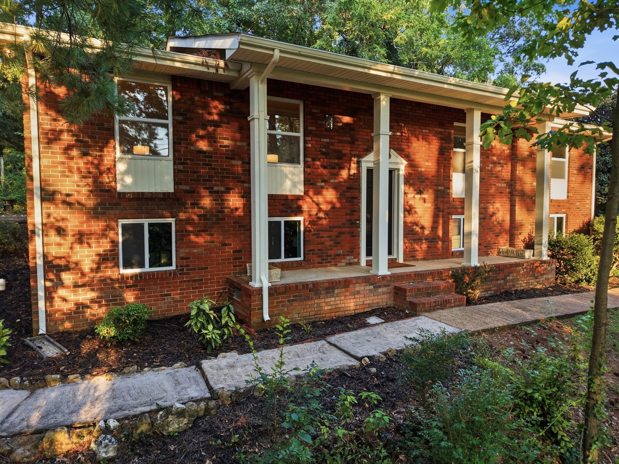 7101 Moreview Road Property Photo 1