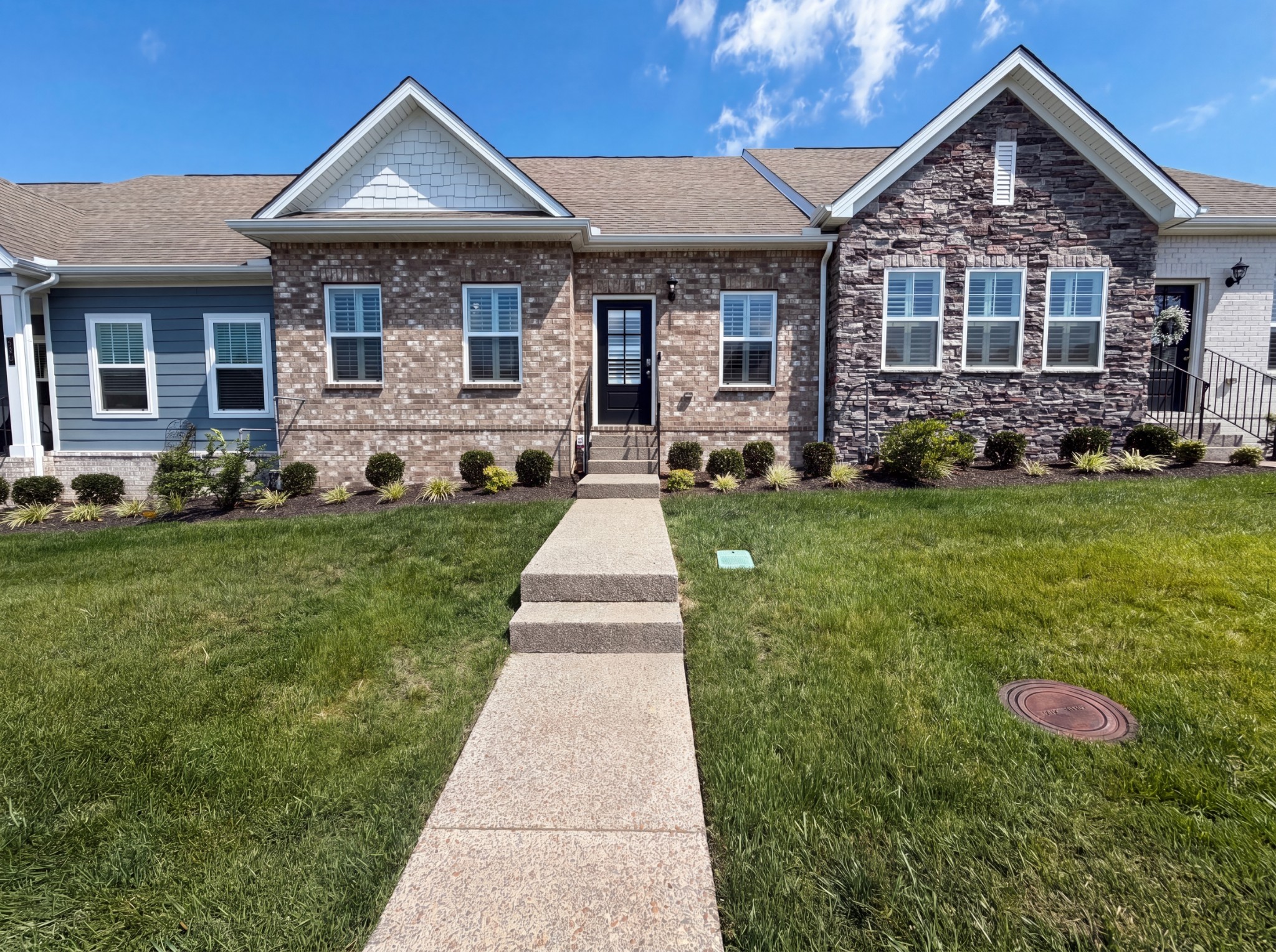 1520 Cedarbrooke Ln Property Photo 1