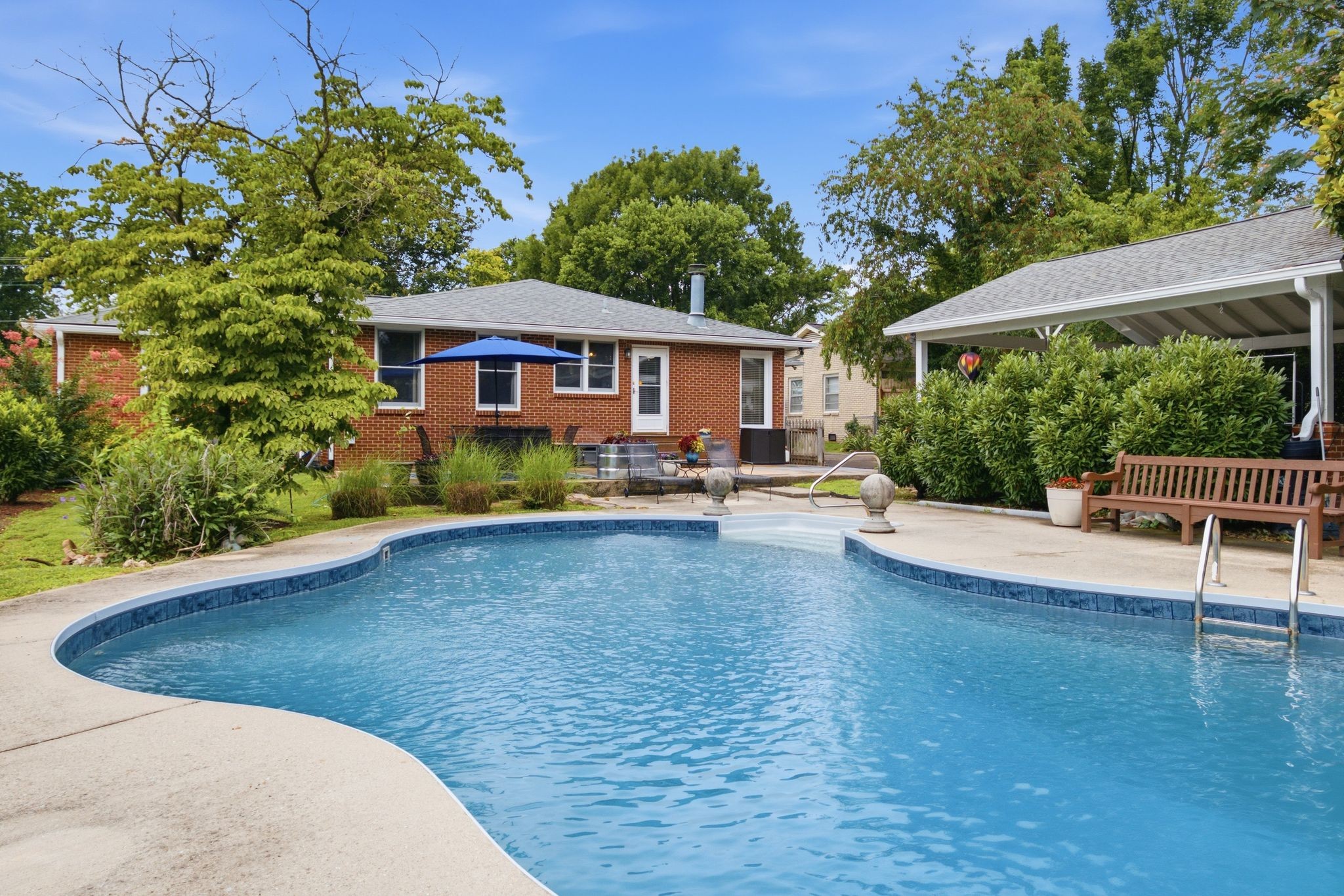 4928 Danby Dr Property Photo 1