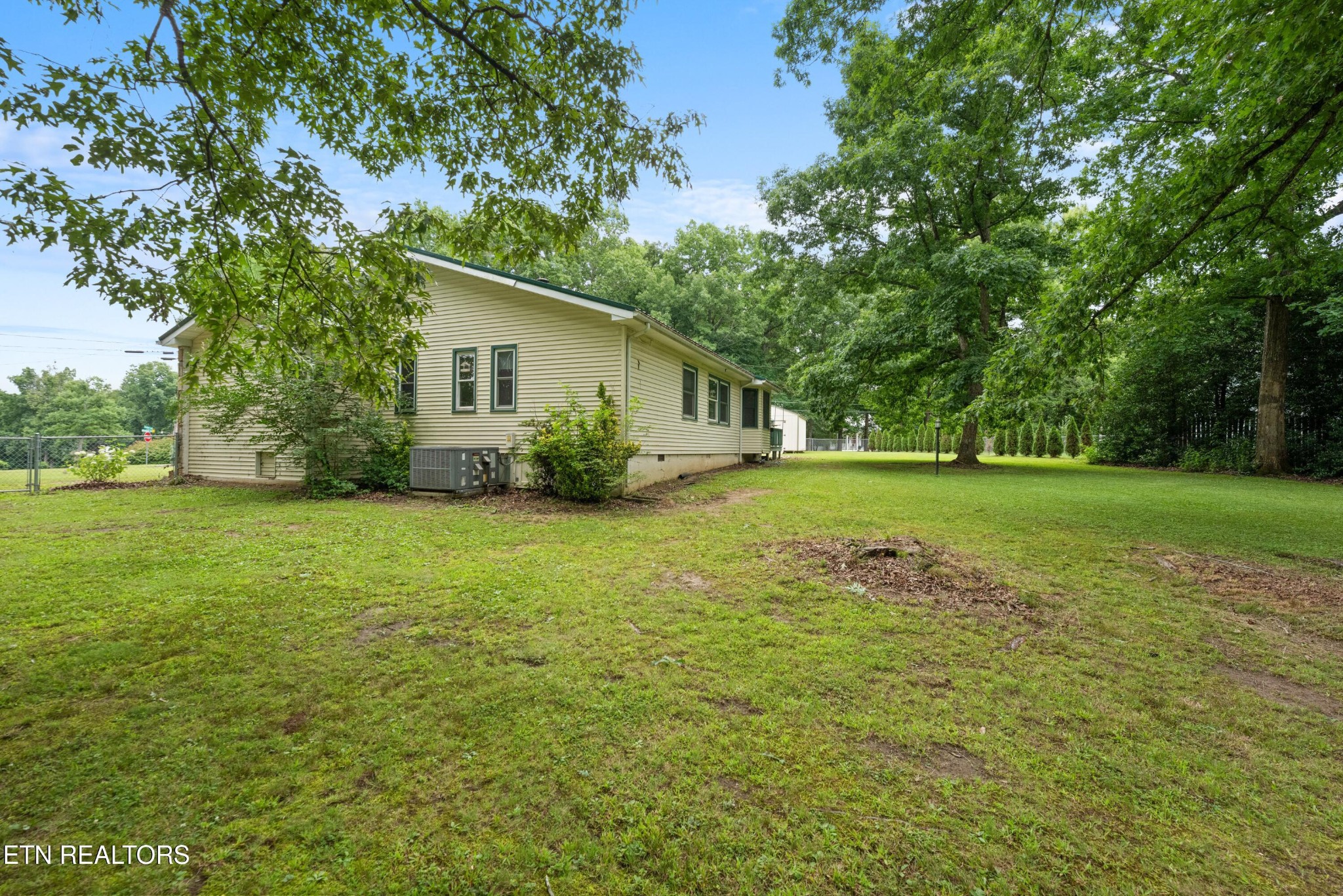 241 Cardinal Loop Property Photo 33