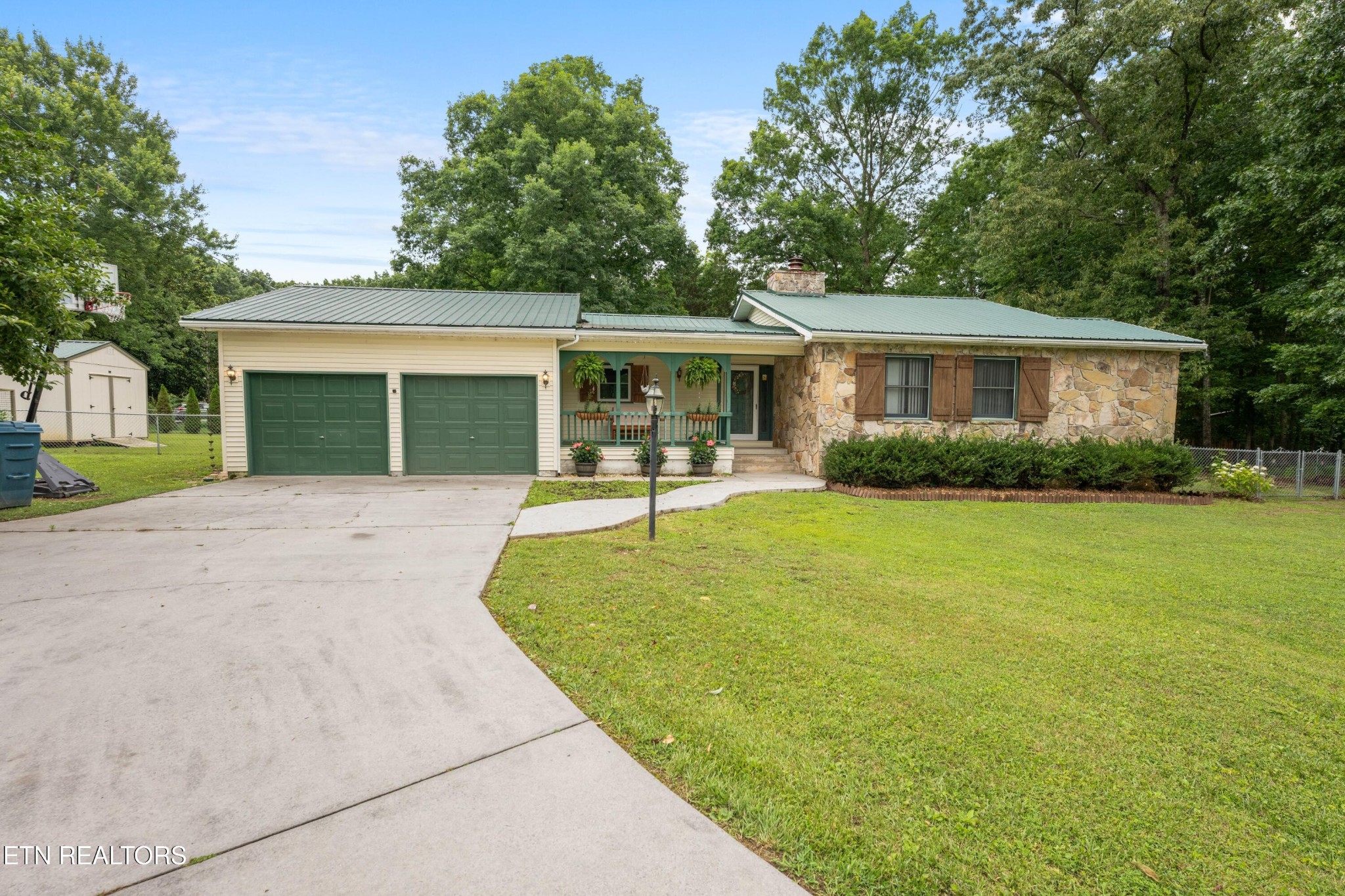241 Cardinal Loop Property Photo 37