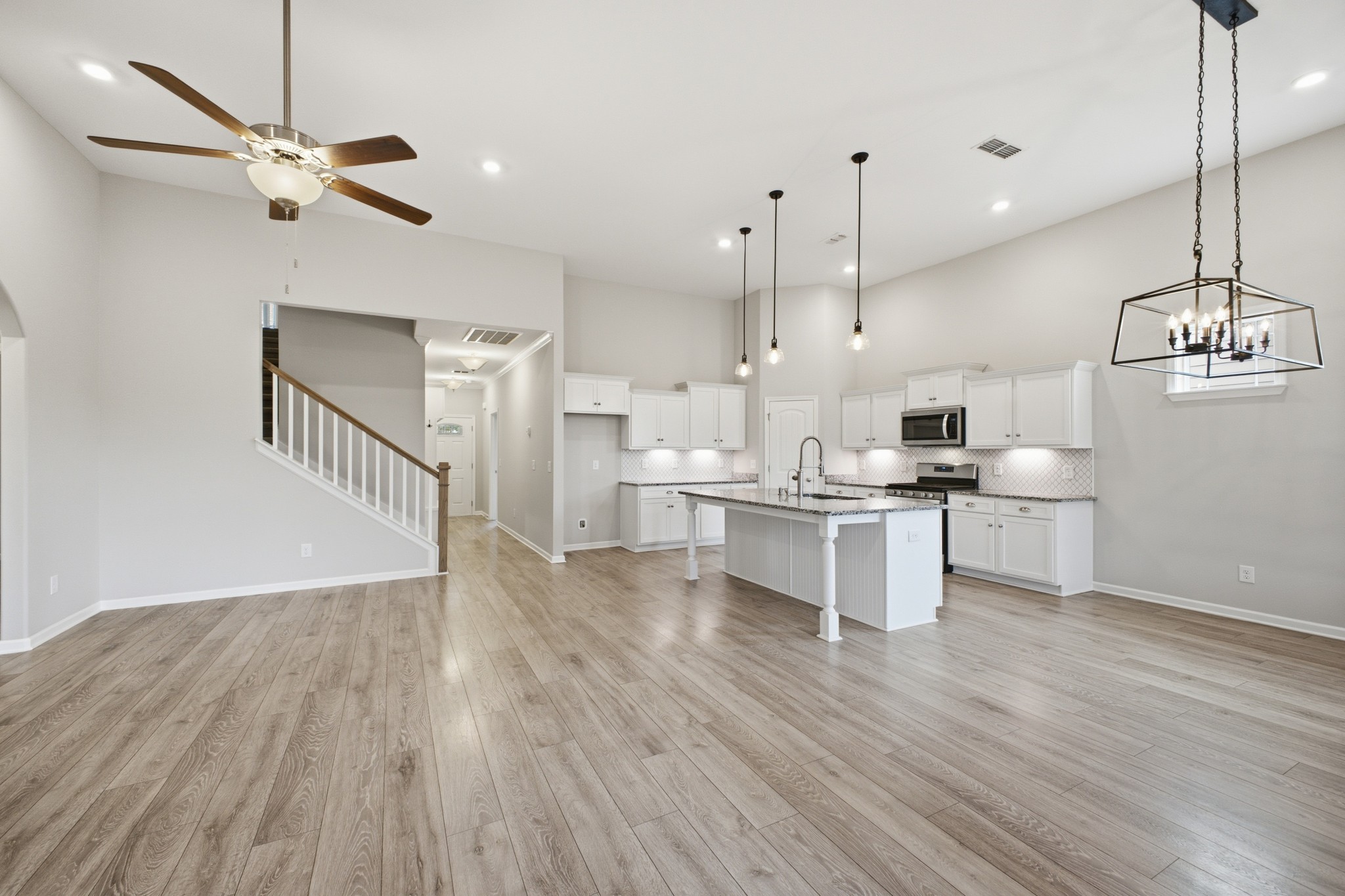 1510 Allwood Ave Property Photo 2