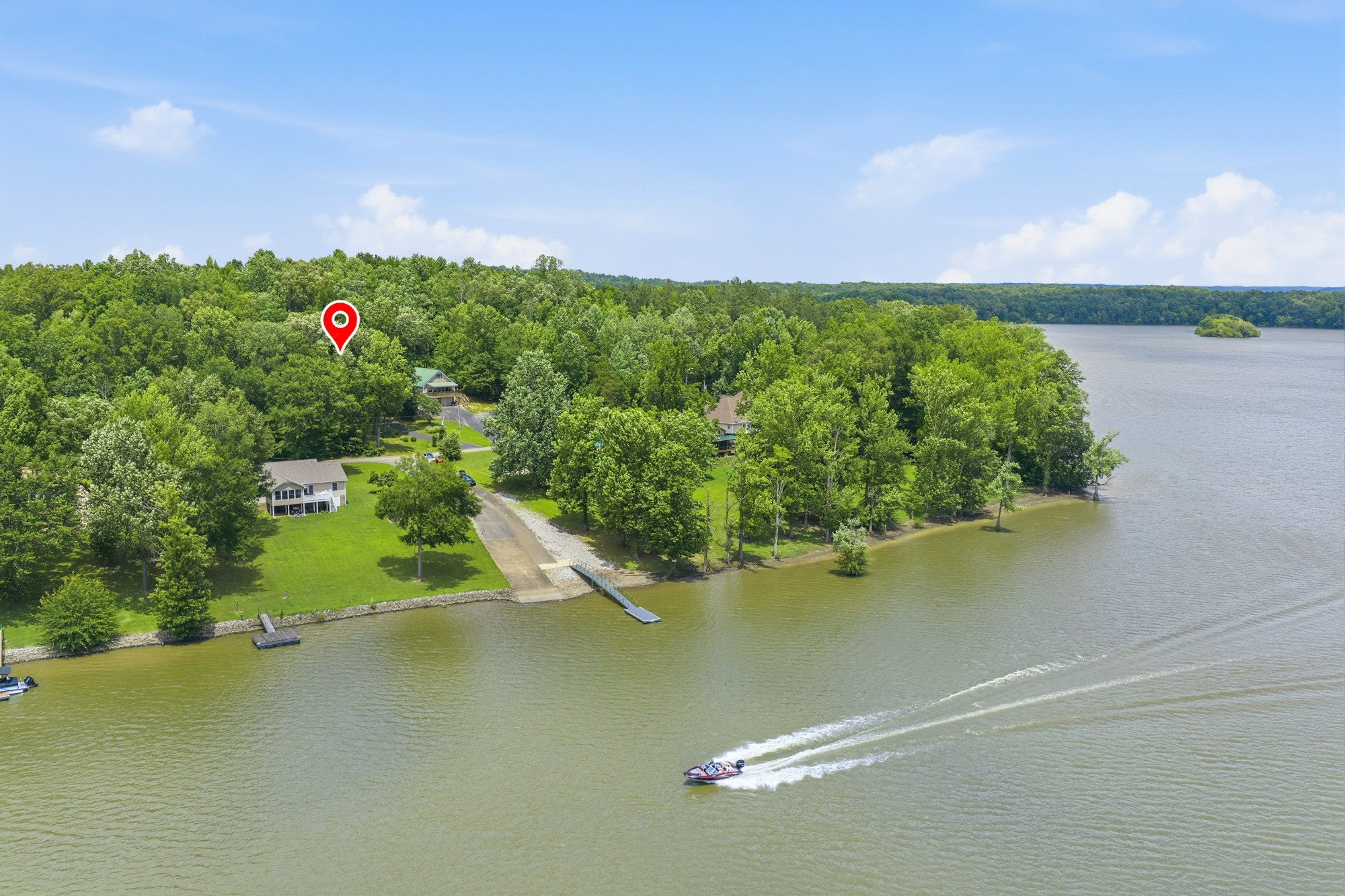 300 Featherfoot Parkway Loop Property Photo 1
