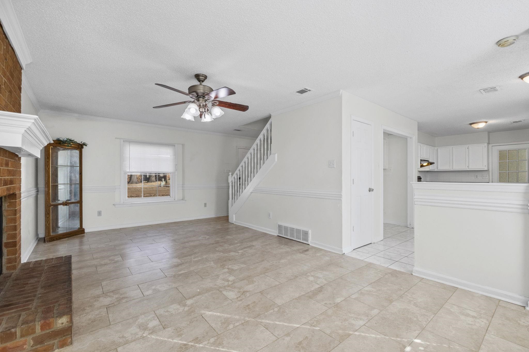 5875 Sycamore Manor Cv Property Photo 8