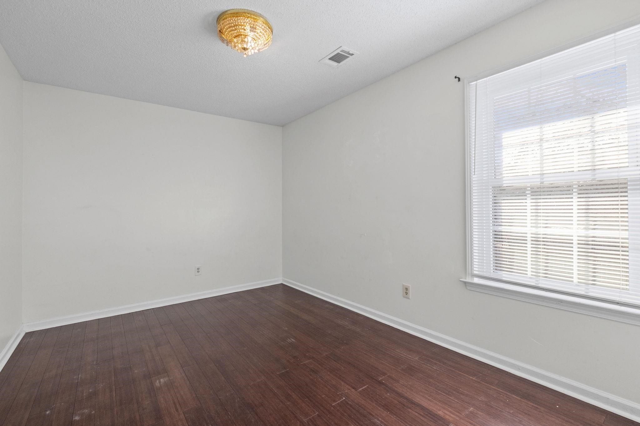 5875 Sycamore Manor Cv Property Photo 23