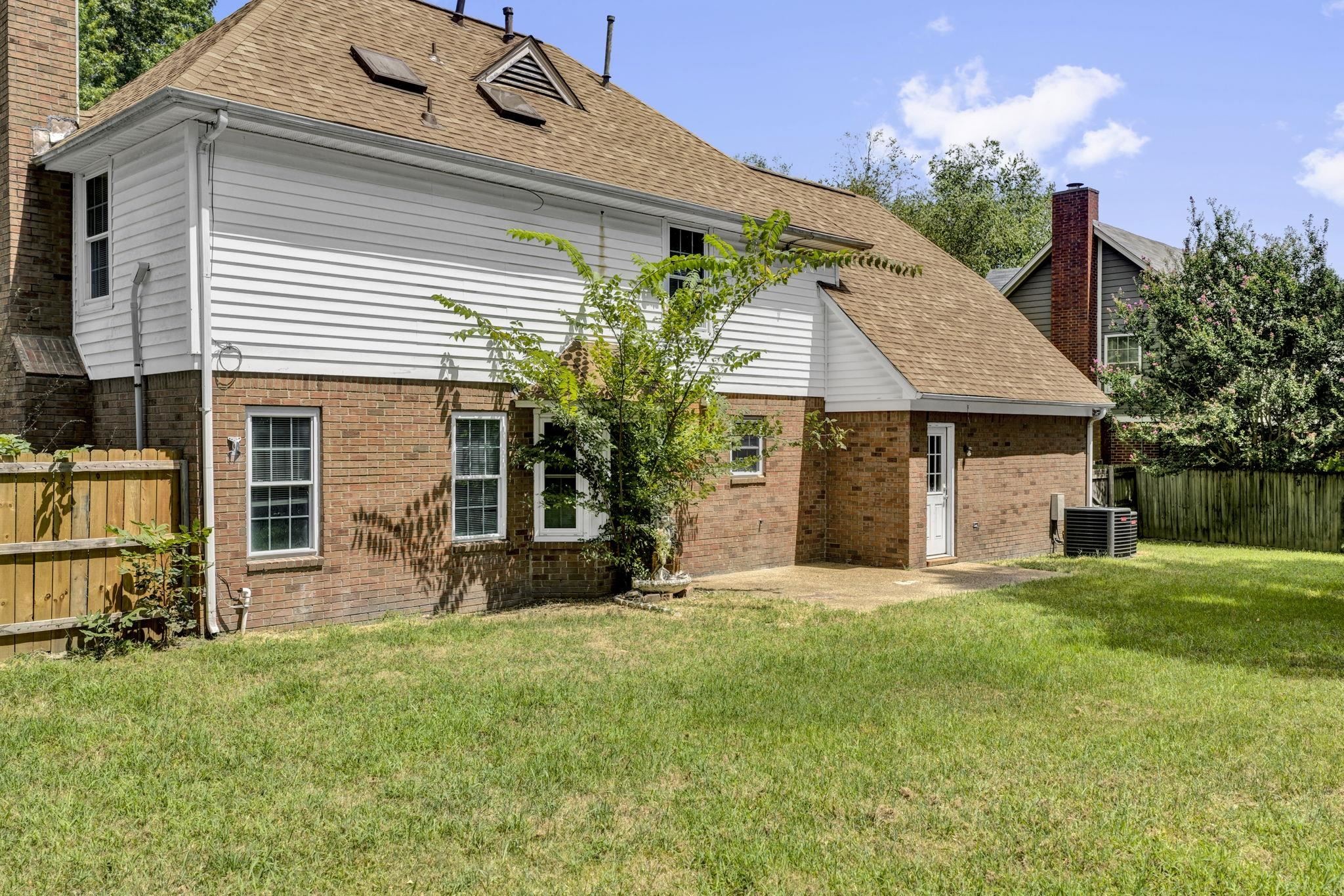 5875 Sycamore Manor Cv Property Photo 27