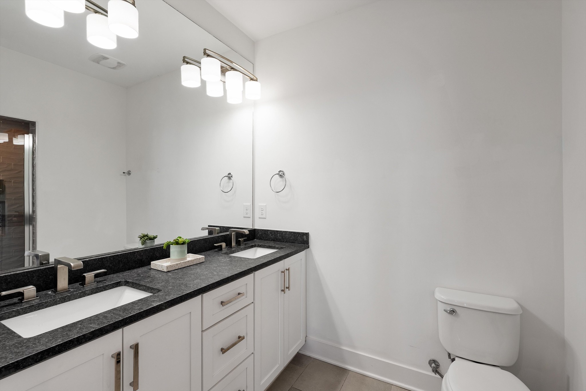 814 Vibe Pl Property Photo 12