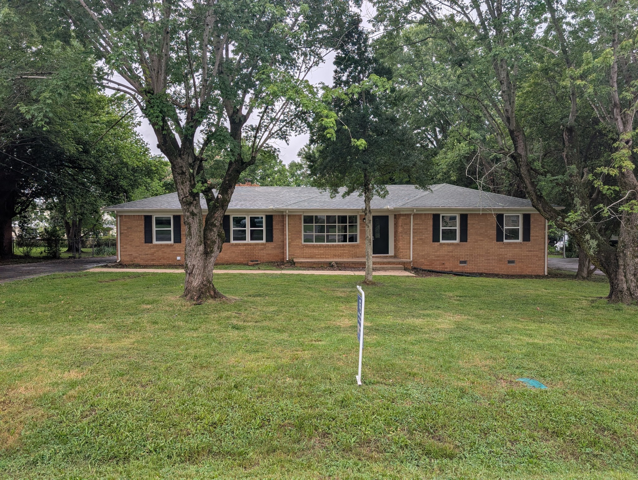 114 Bel Aire Dr