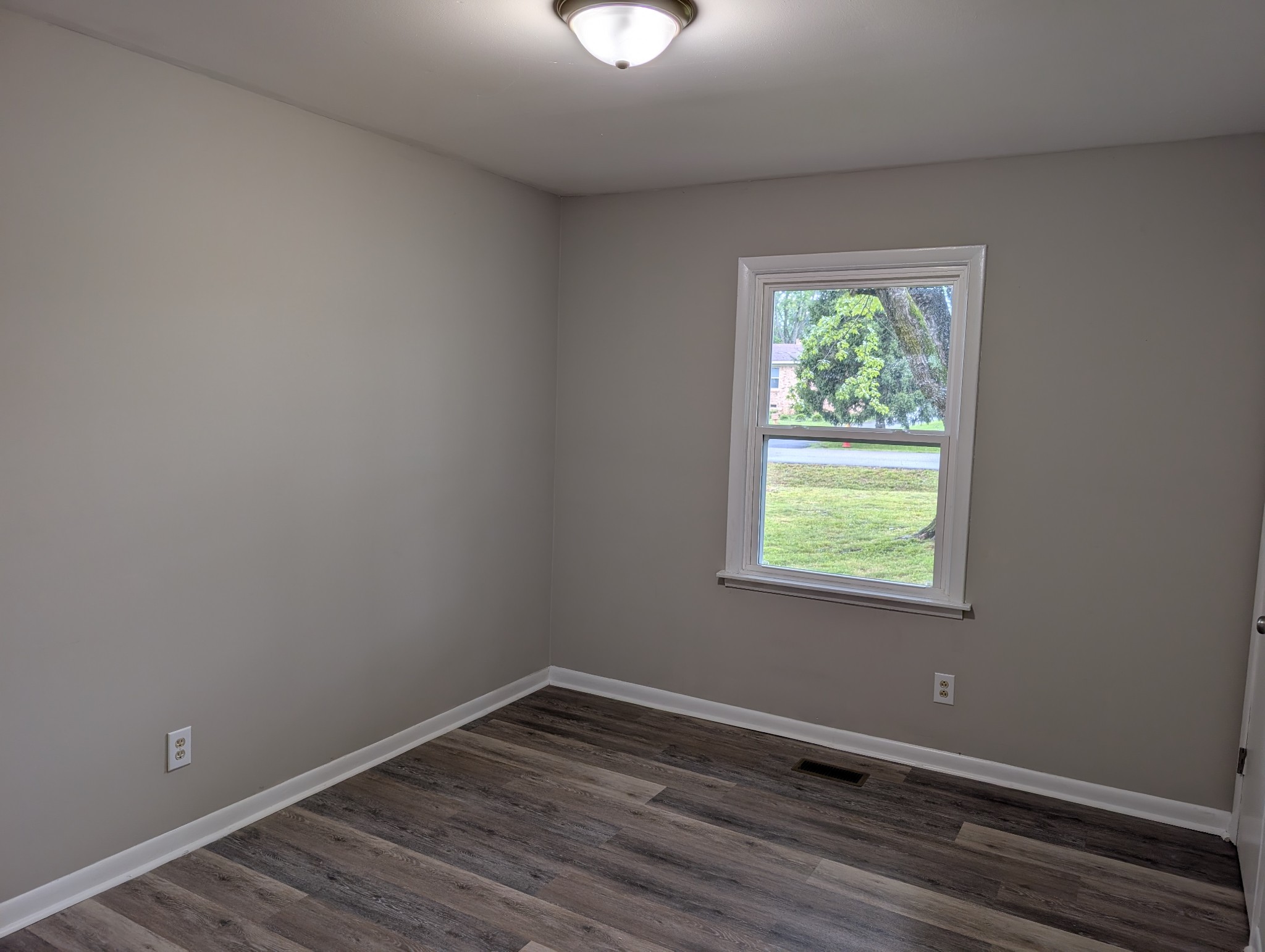 114 Bel Aire Dr Property Photo 13