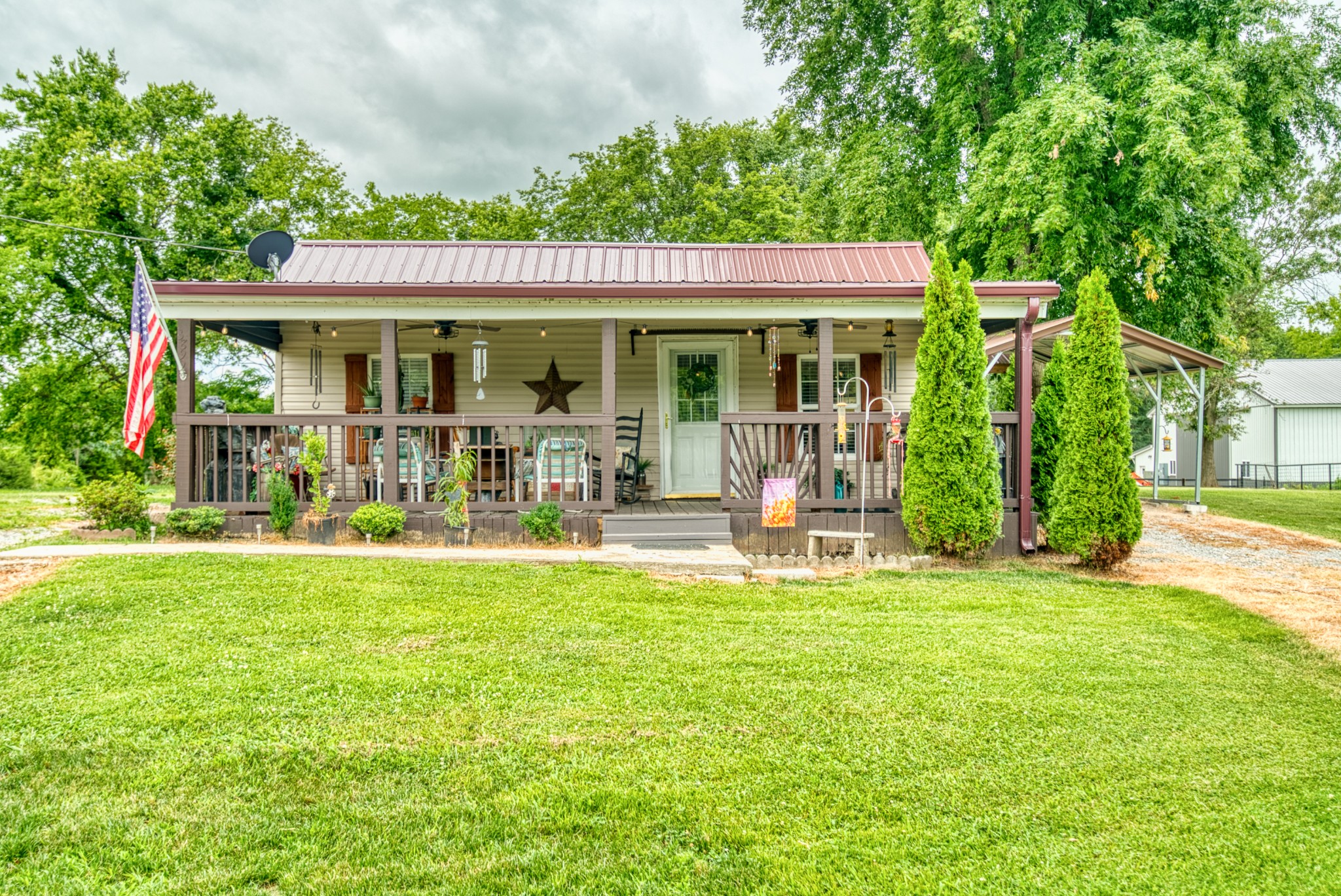 3899 W Jefferson Davis Highway Property Photo 1