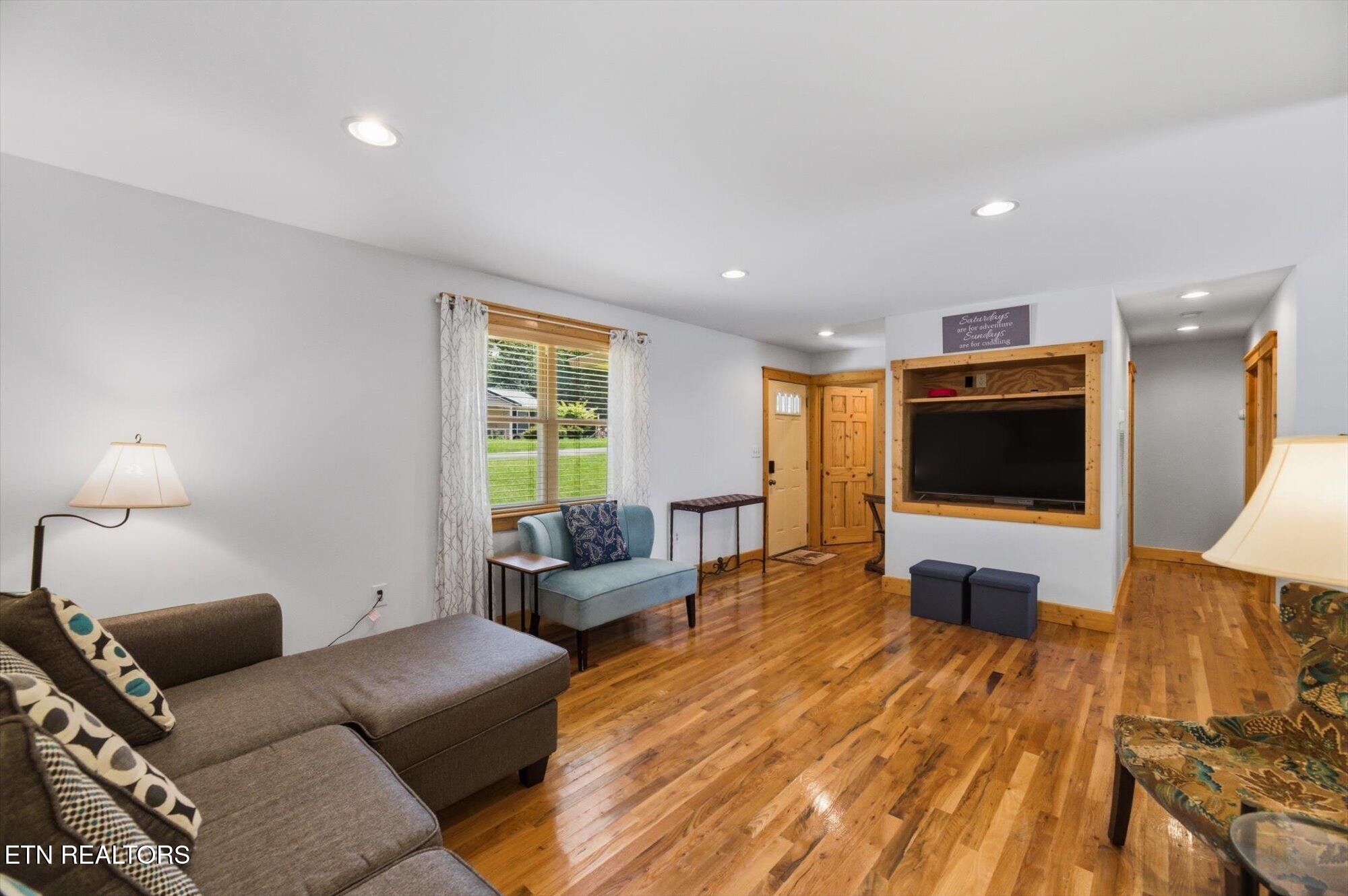 477 Perimeter Rd Property Photo 6