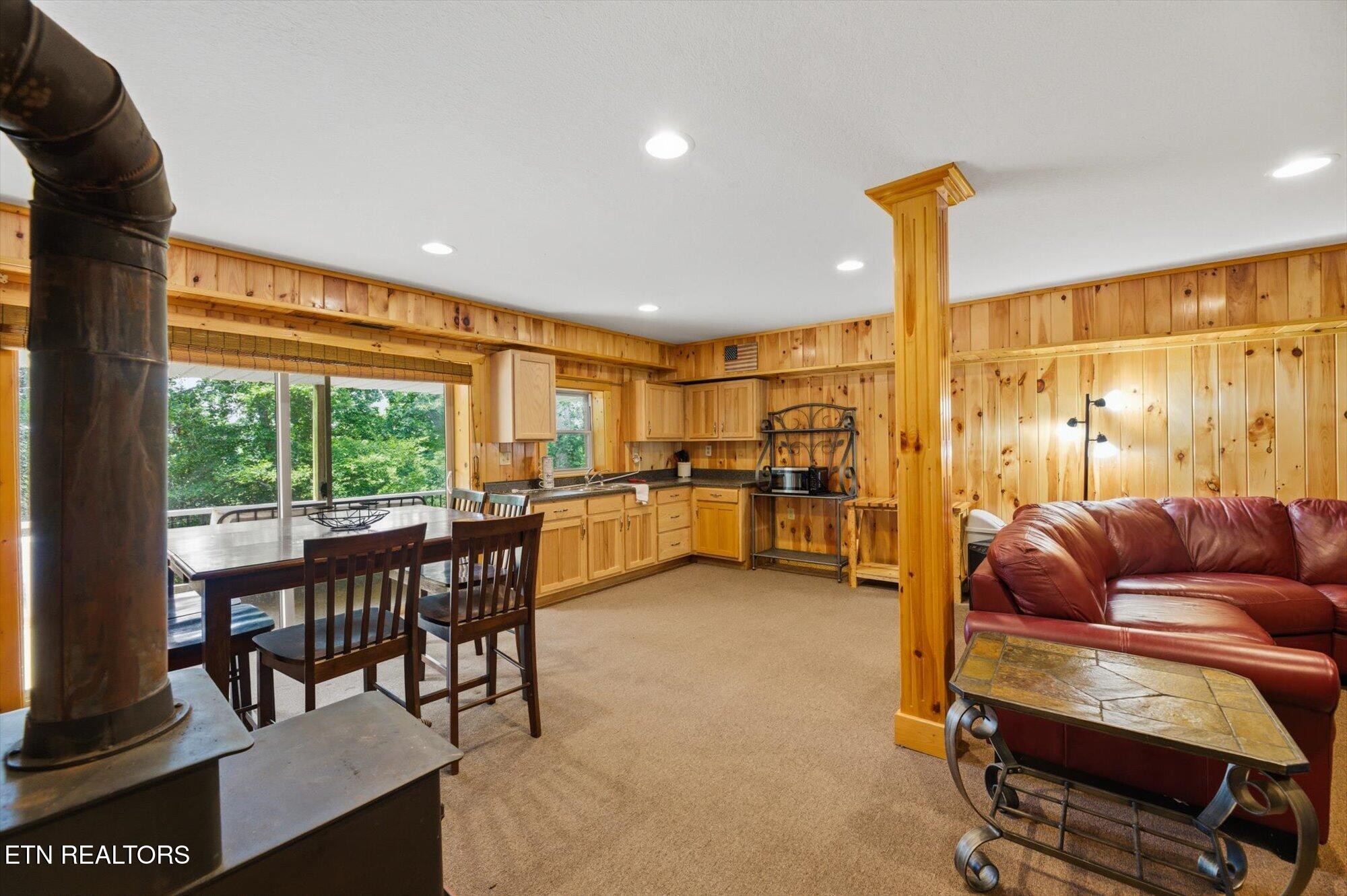 477 Perimeter Rd Property Photo 17