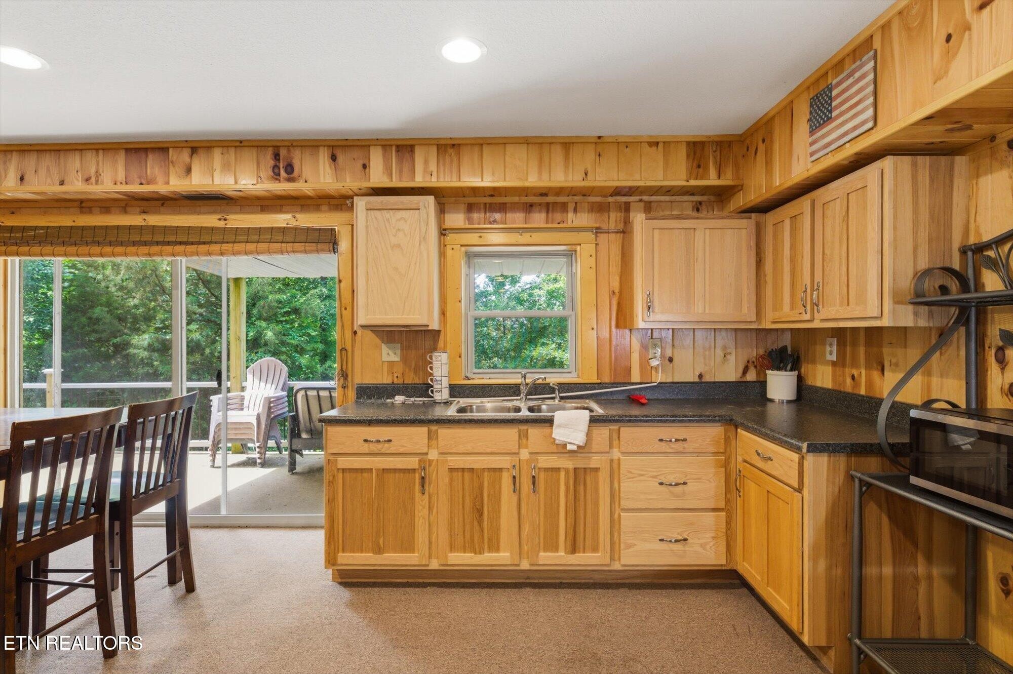477 Perimeter Rd Property Photo 19