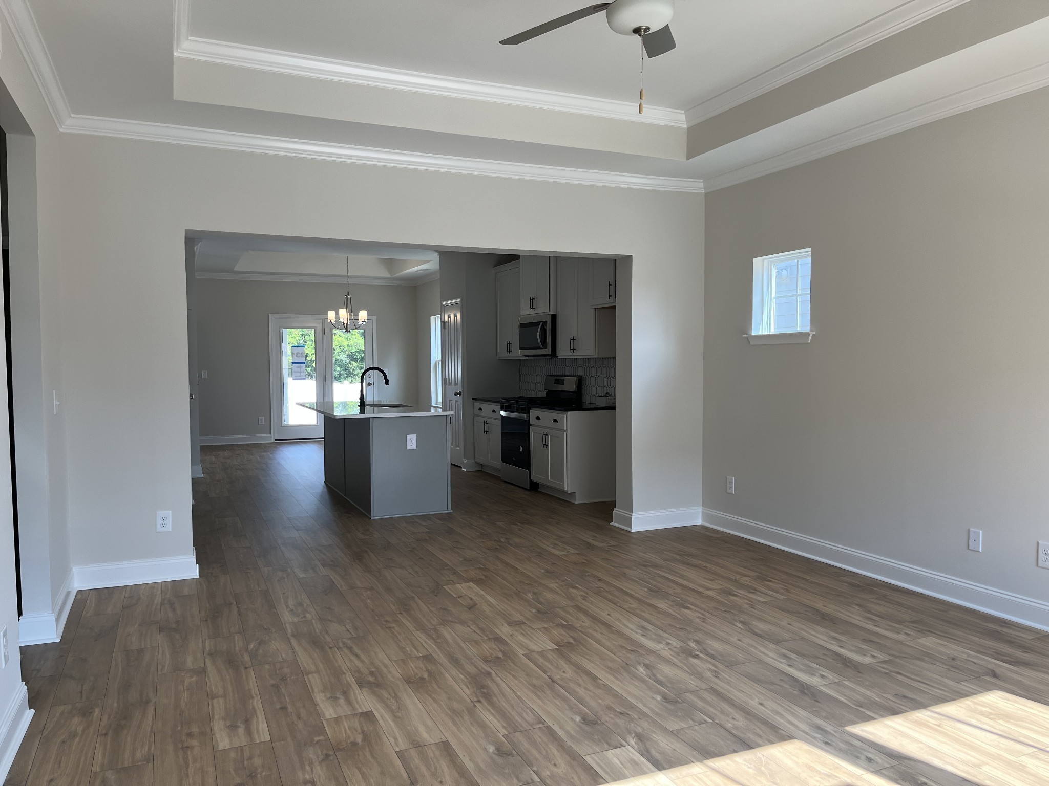 305 Caxton Alley Property Photo 3