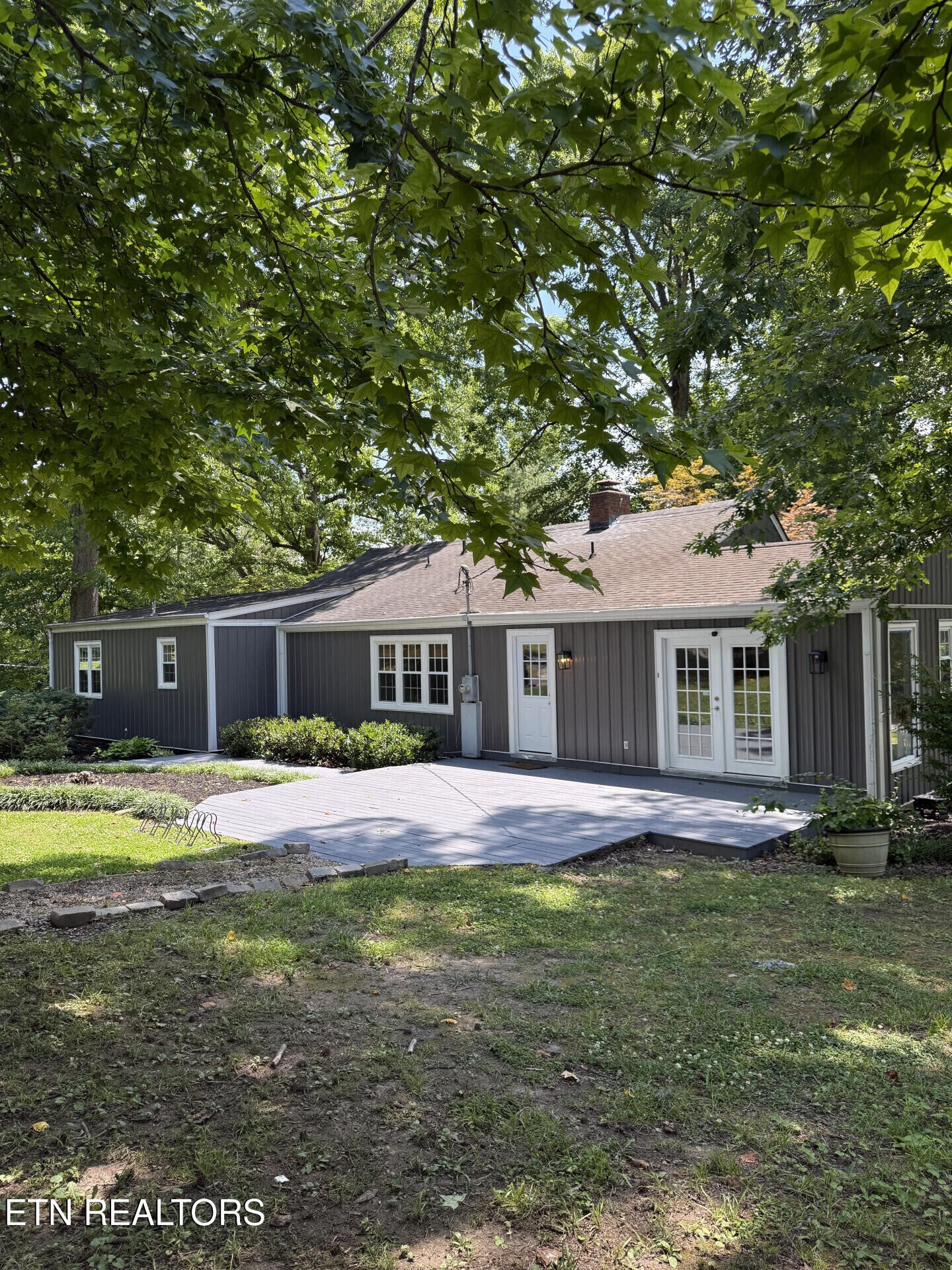 142 W Norris Rd Property Photo 1