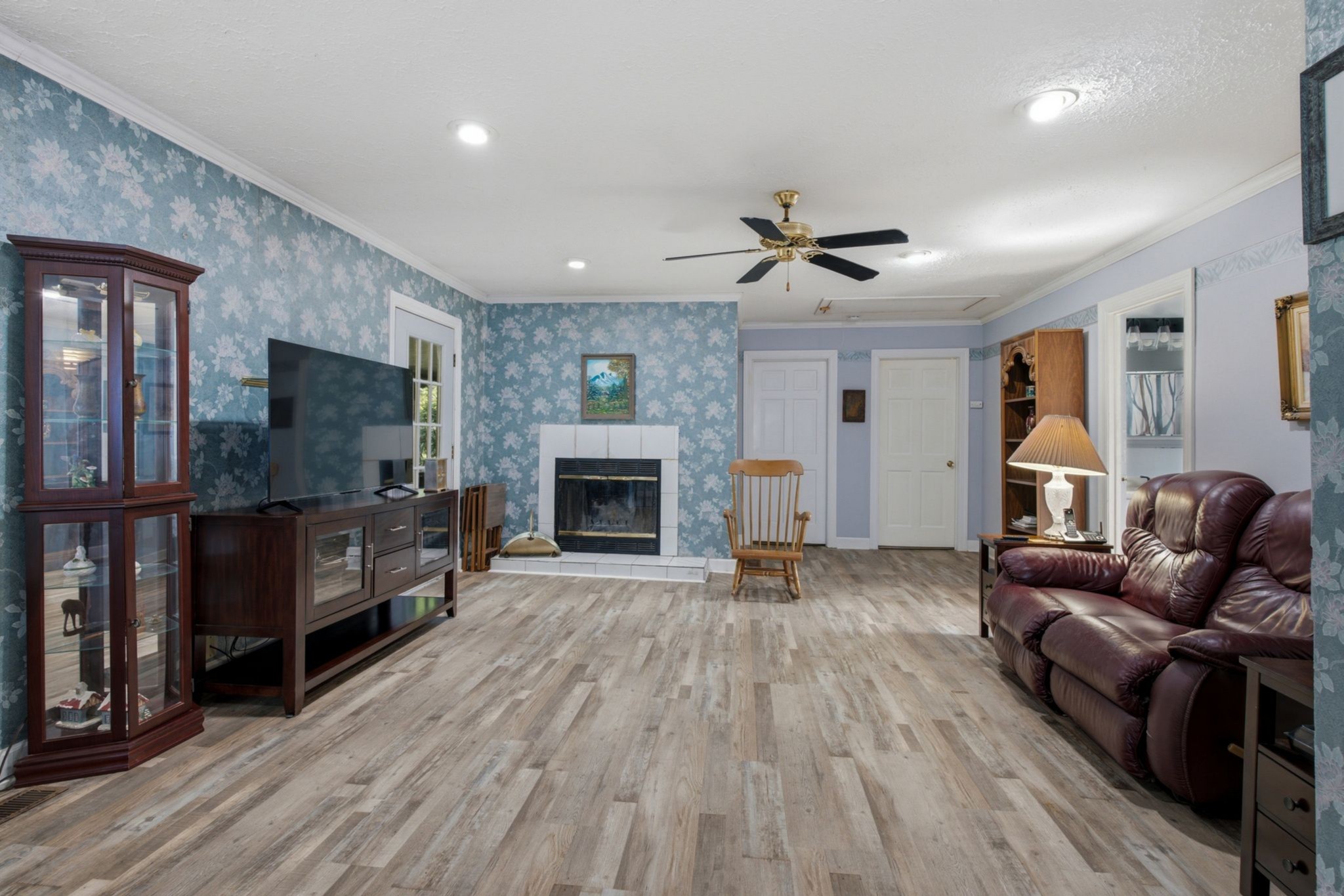 145 Crenshaw Rd Property Photo 8