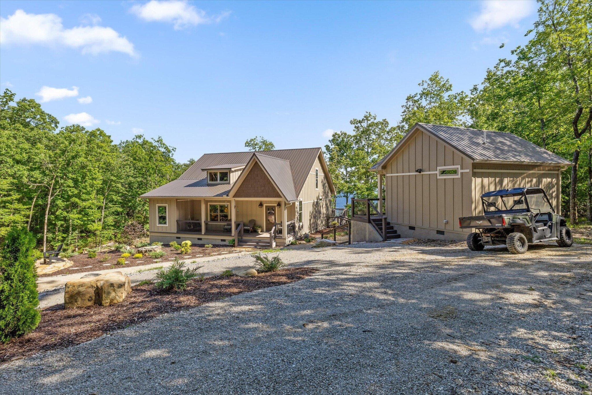 1641 Sunset Drive Property Photo 8