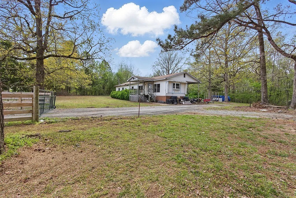 12 Dukes Ln Property Photo 16