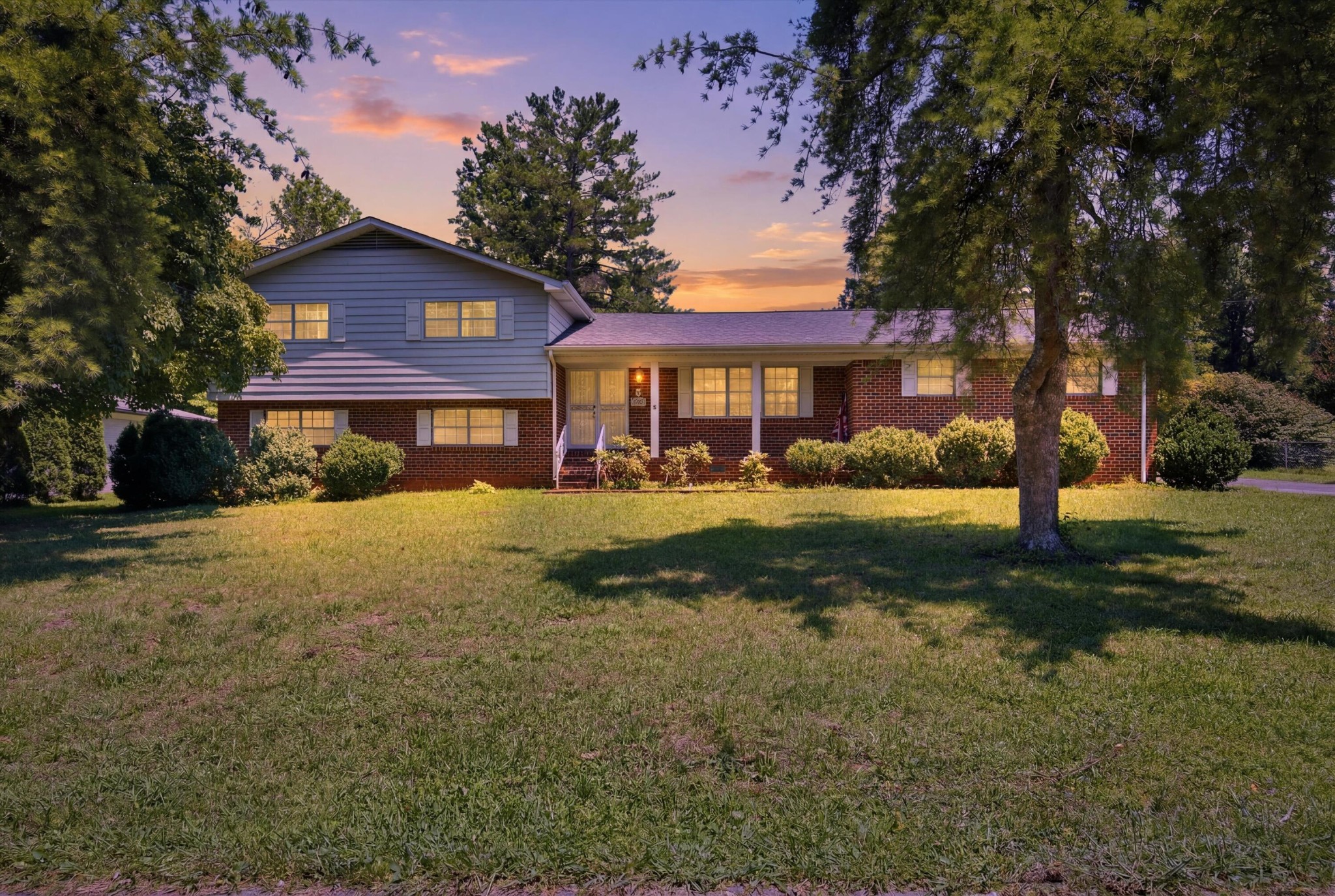 3606 Bowman Circle, Ne Property Photo 1