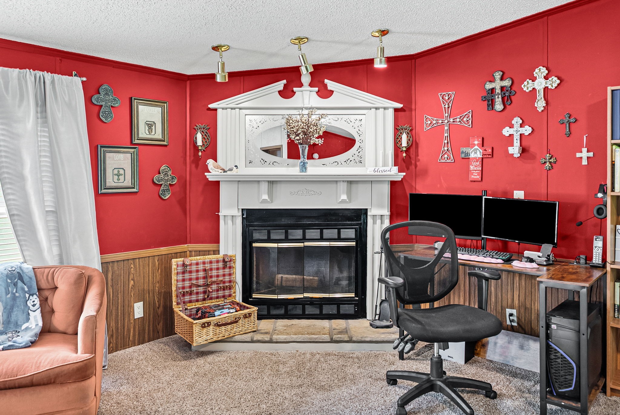4736 Mickle Ln Property Photo 8