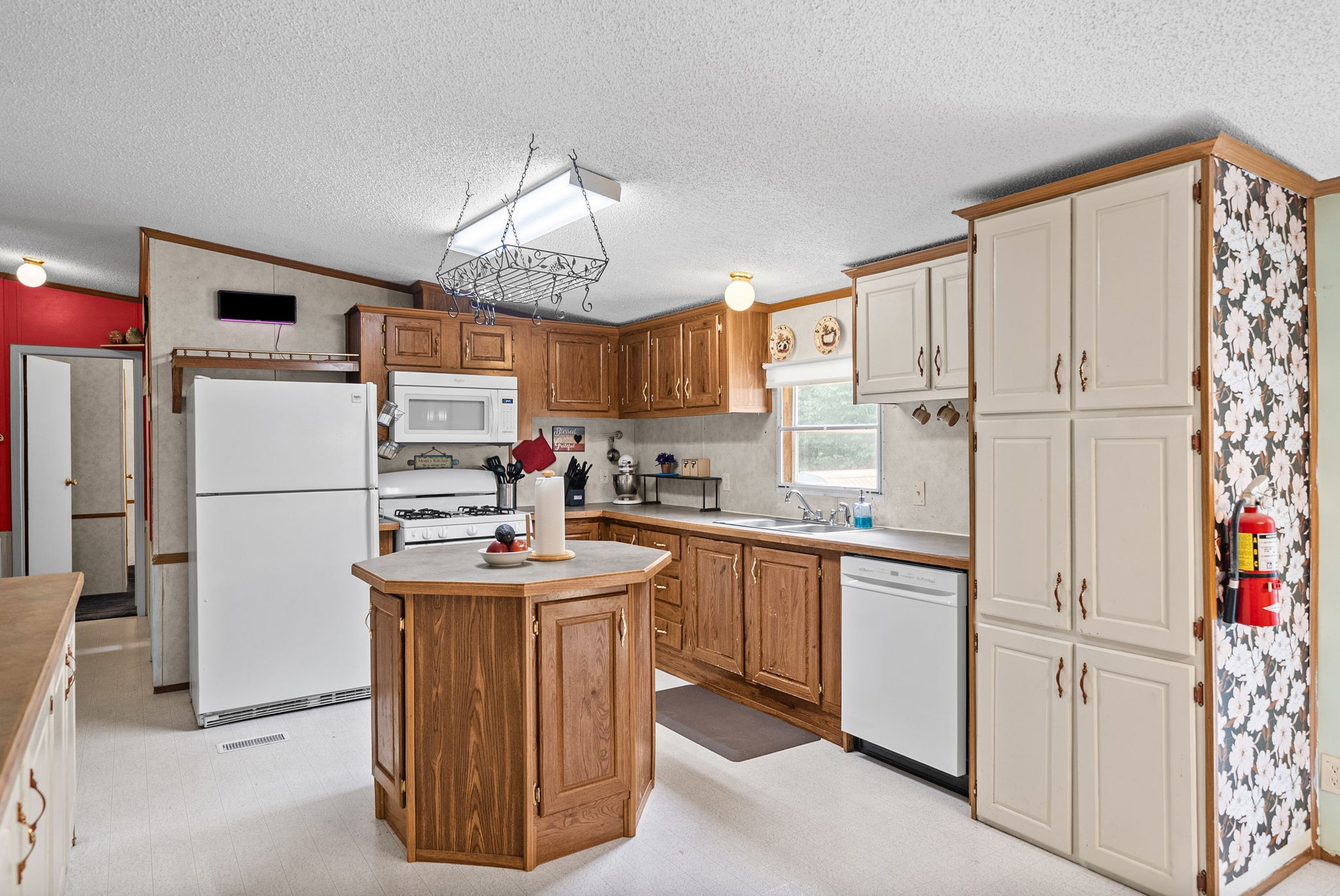 4736 Mickle Ln Property Photo 14
