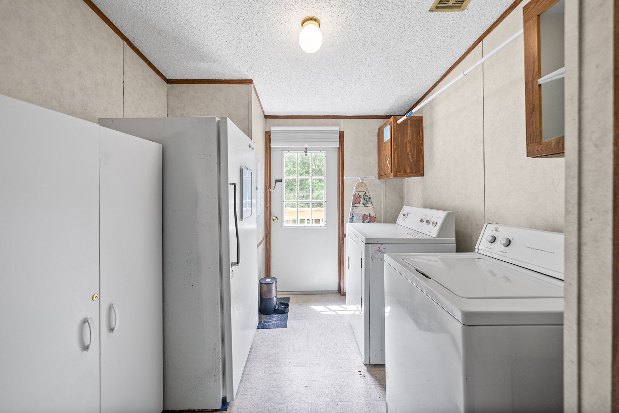 4736 Mickle Ln Property Photo 19