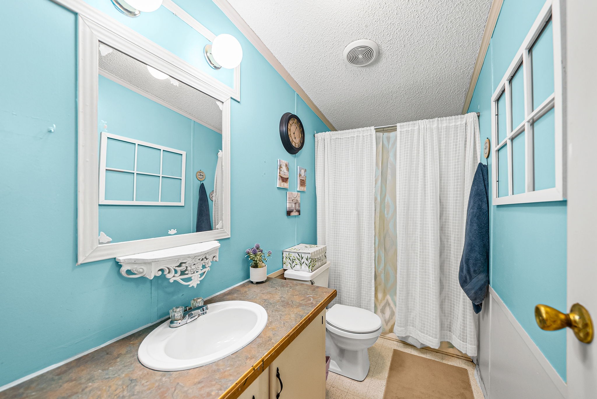 4736 Mickle Ln Property Photo 28